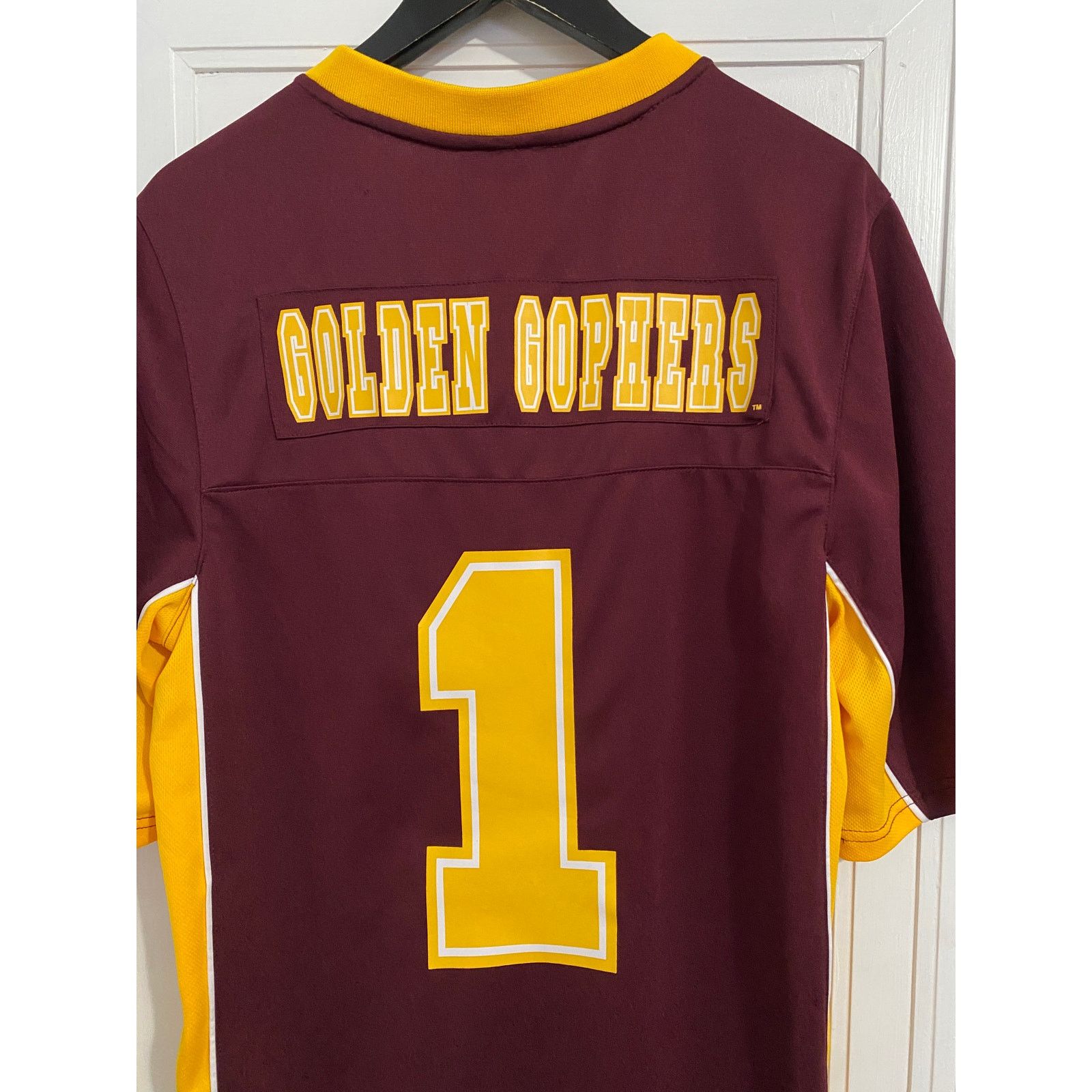 Colosseum Athletics Minnesota Gophers College Football Jersey Size Small Size US S / EU 44-46 / 1 - 3 Thumbnail