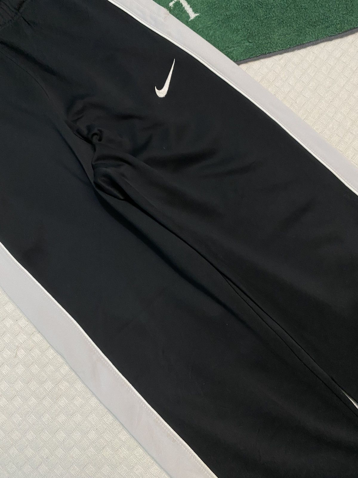 Carhartt Wip × Nike 💥 VINTAGE NIKE SUPER BAGGY 90S WIDE LEG TRACK PANTS Y2K Size US 30 / EU 46 - 7 Thumbnail