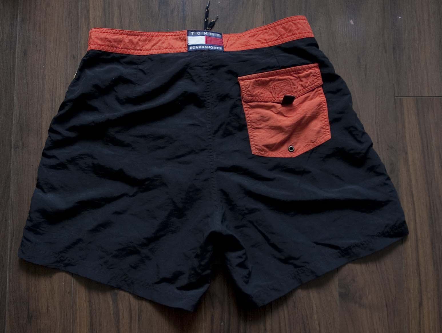 Tommy Hilfiger × Vintage Tommy Hilfiger Swim Board Shorts Size L / 34-35 Vintage Size US 36 / EU 52 - 2 Thumbnail