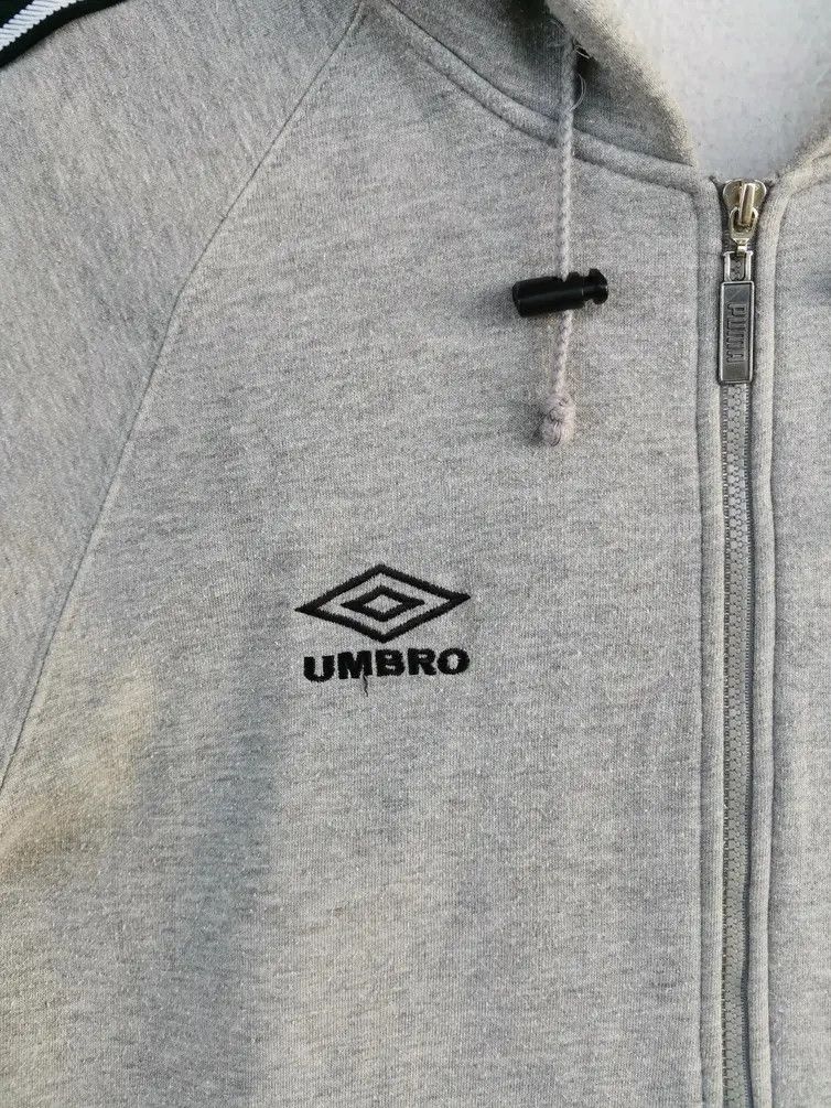 Umbro Rare!!! Umbro Big Logo Zipper Hoodie Sweaters Size US XL / EU 56 / 4 - 7 Thumbnail