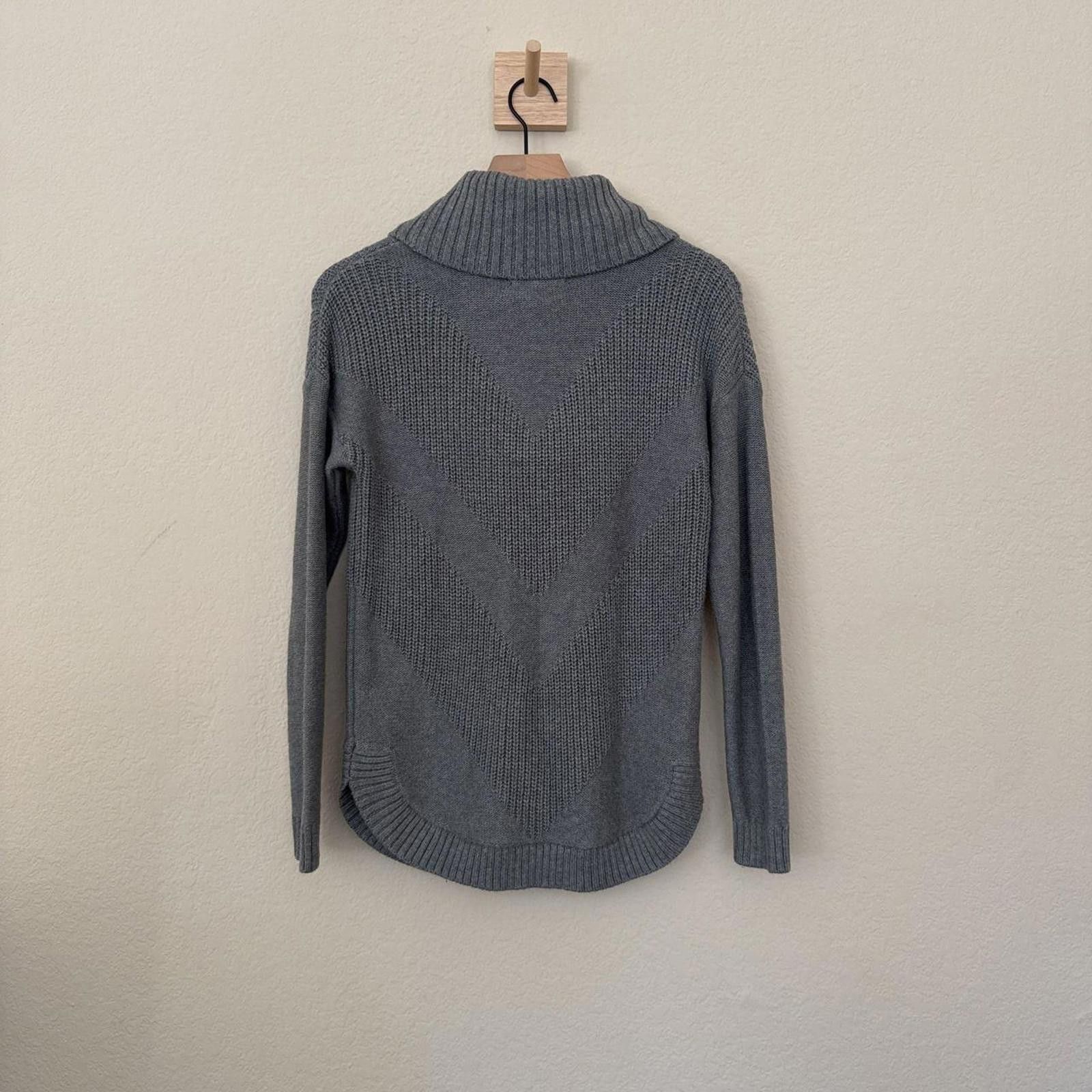Banana Republic Banana Republic Gray Turtleneck Sweater Cotton Womens XS NWT Size XS / US 0-2 / IT 36-38 - 4 Thumbnail