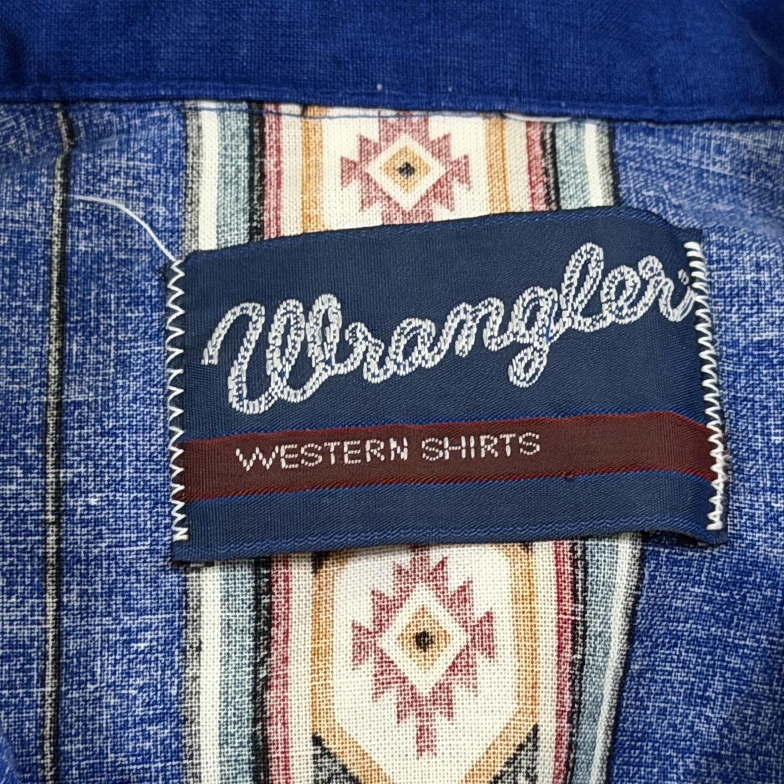 Wrangler Vintage Wrangler Southwestern Aztec Snap Shirt Cowboy Size US XL / EU 56 / 4 - 3 Thumbnail