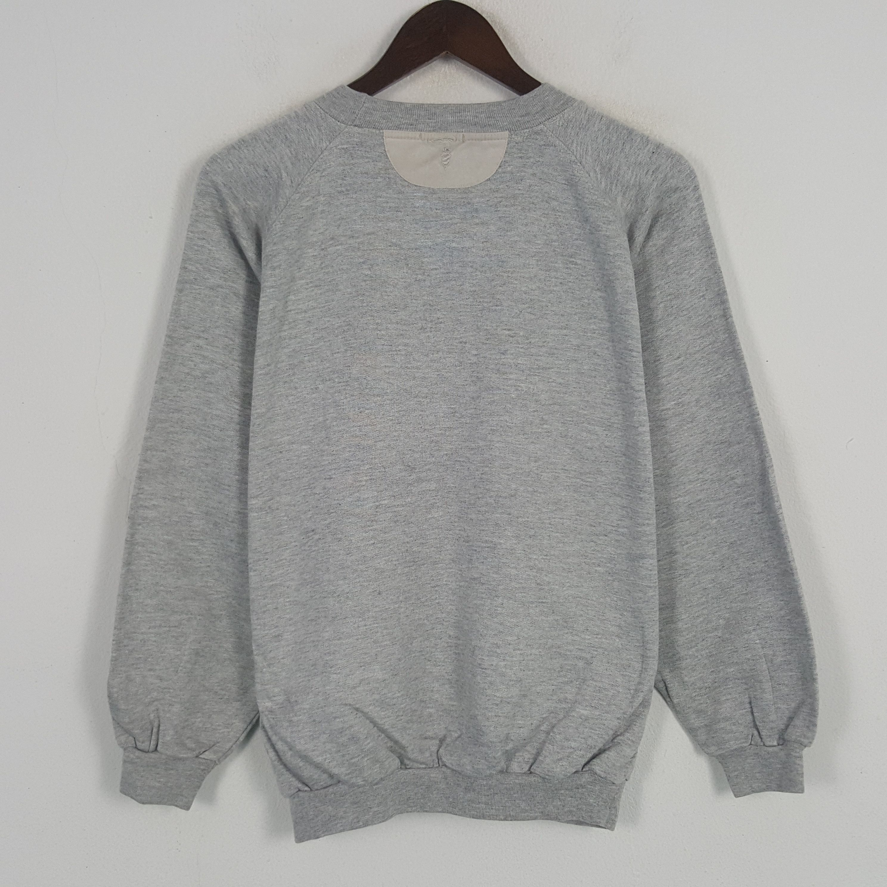 Trussardi × Vintage Vintage Trussardi Embroidery Logo Sweatshirt Size US L / EU 52-54 / 3 - 3 Thumbnail