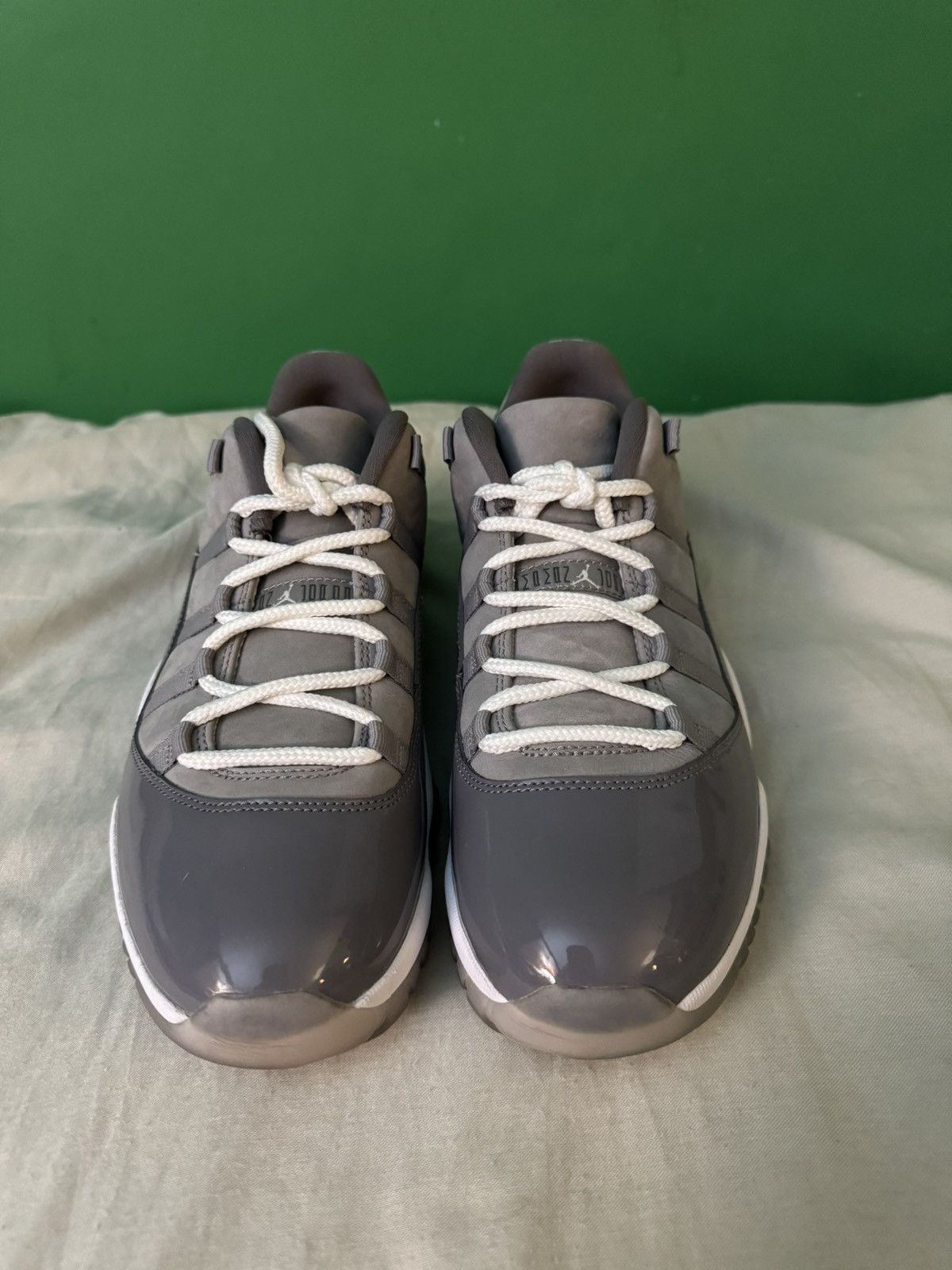 Jordan Brand Nike Air Jordan 11 Low Cool Grey 2018 Size US 11 / EU 44 - 7 Thumbnail