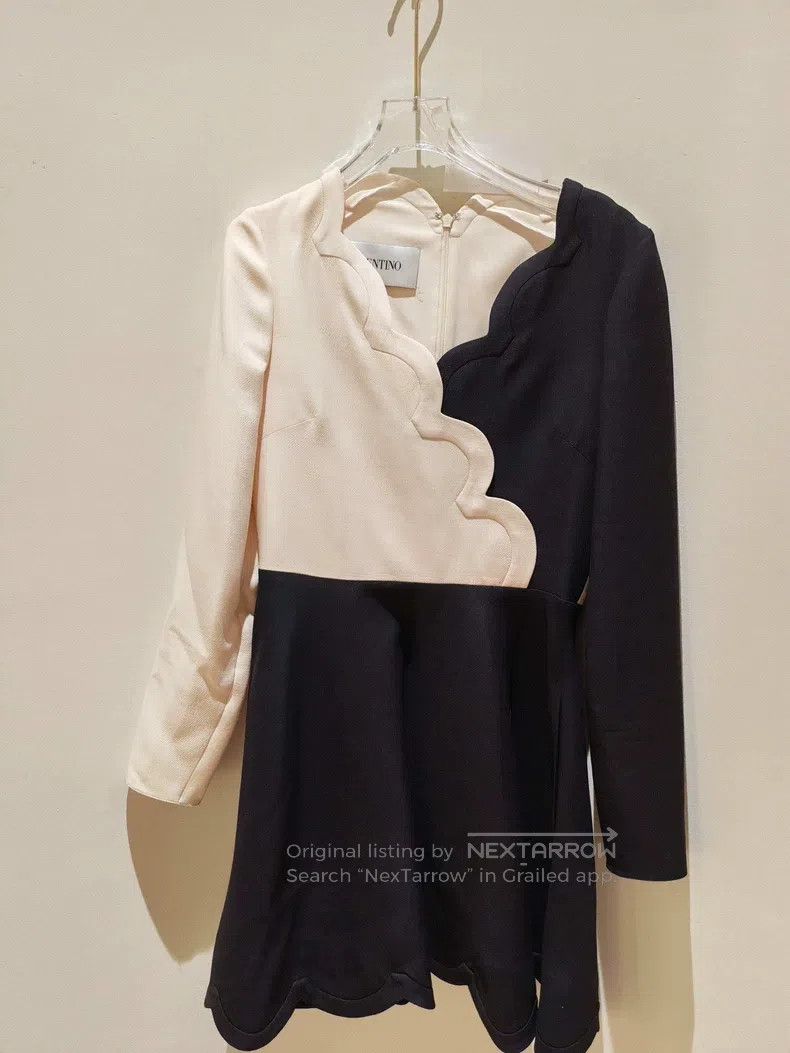 Valentino Valentino Color-blocked paneled silk dress Size XXS / US 00 / IT 34 - 2 Thumbnail