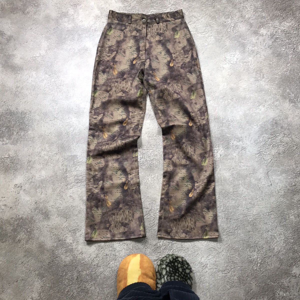 Vintage Vintage Y2K Baggy Cargo Pants Distressed Camo Streetwear 26 Size 26" / US 2 / IT 38 - 1 Thumbnail