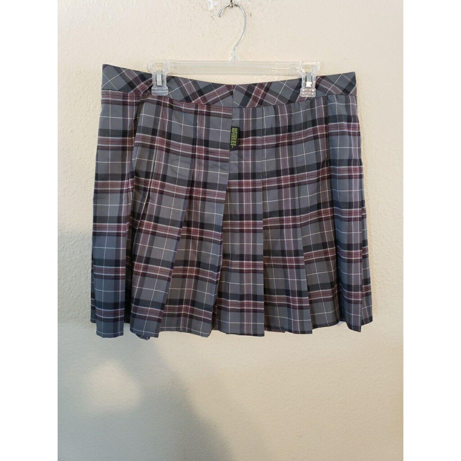 Other Beetlejuice Plaid Skirt Preppy Bugs XL Skort Pleated Goth Size 30" / US 8 / IT 44 - 9 Thumbnail