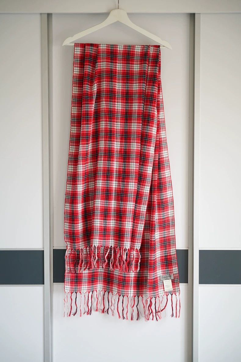 Yohji Yamamoto Yohji Yamamoto Red and White Plaid Scarf with Fringes Size ONE SIZE - 1 Thumbnail