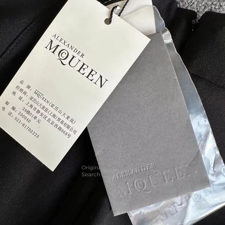 Alexander McQueen Alexander Mcqueen Black trousers Size 26" / US 2 / IT 38 - 2 Thumbnail