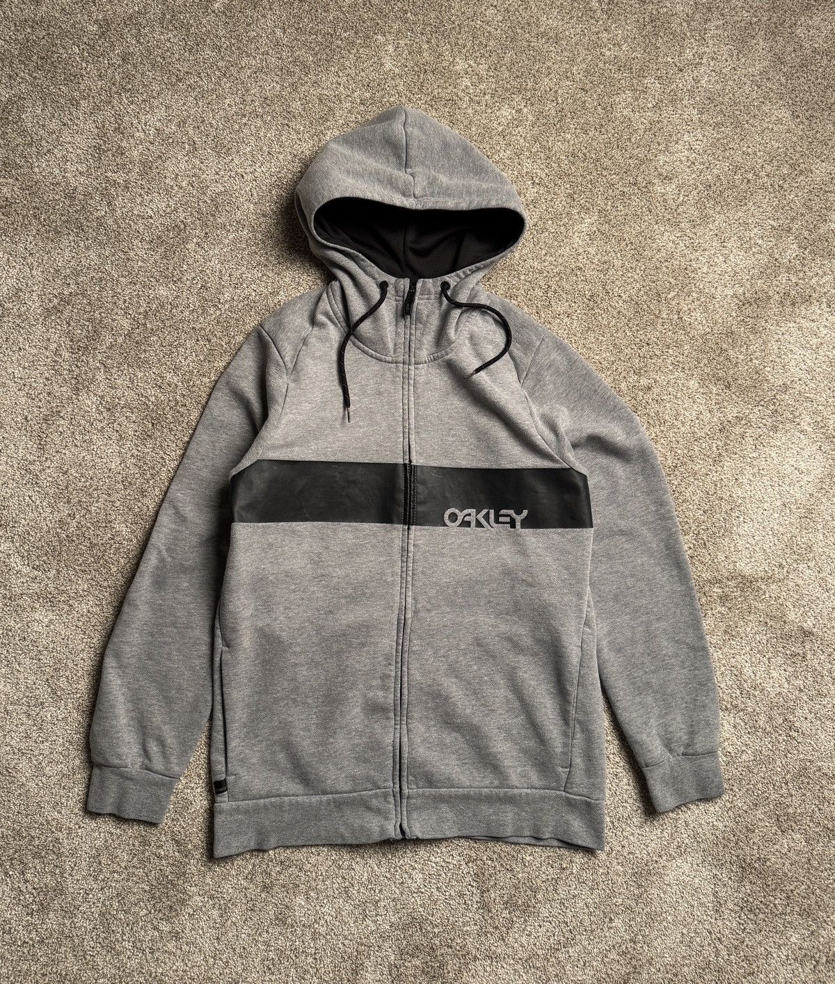 Oakley HEATHER GREY OAKLEY “STRIPE LOGO” SCUBA HOODIE Size US M / EU 48-50 / 2 - 1 Thumbnail