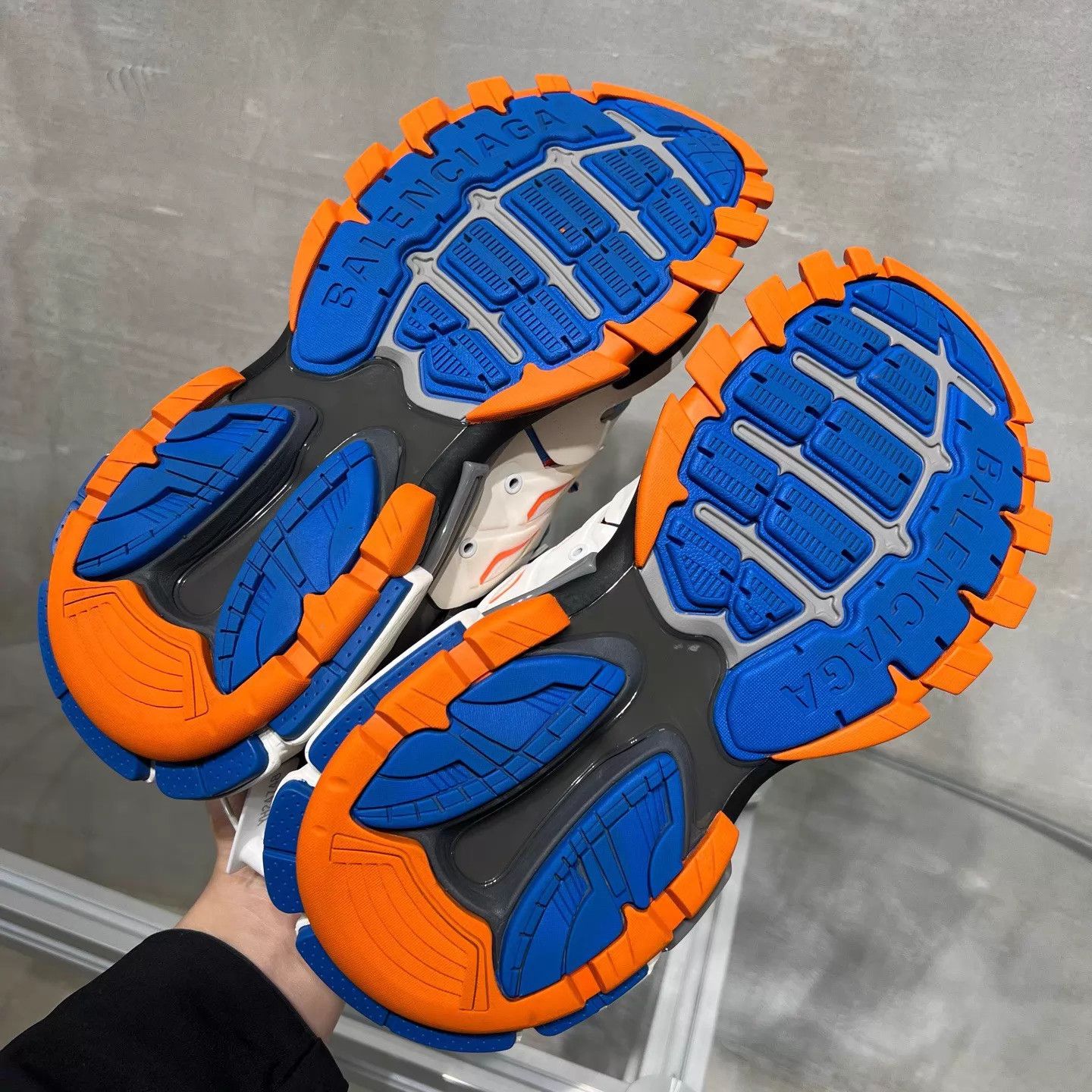 Balenciaga Balenciaga BLCG TRACK White Orange 39 Size US 6 / EU 39 - 7 Thumbnail