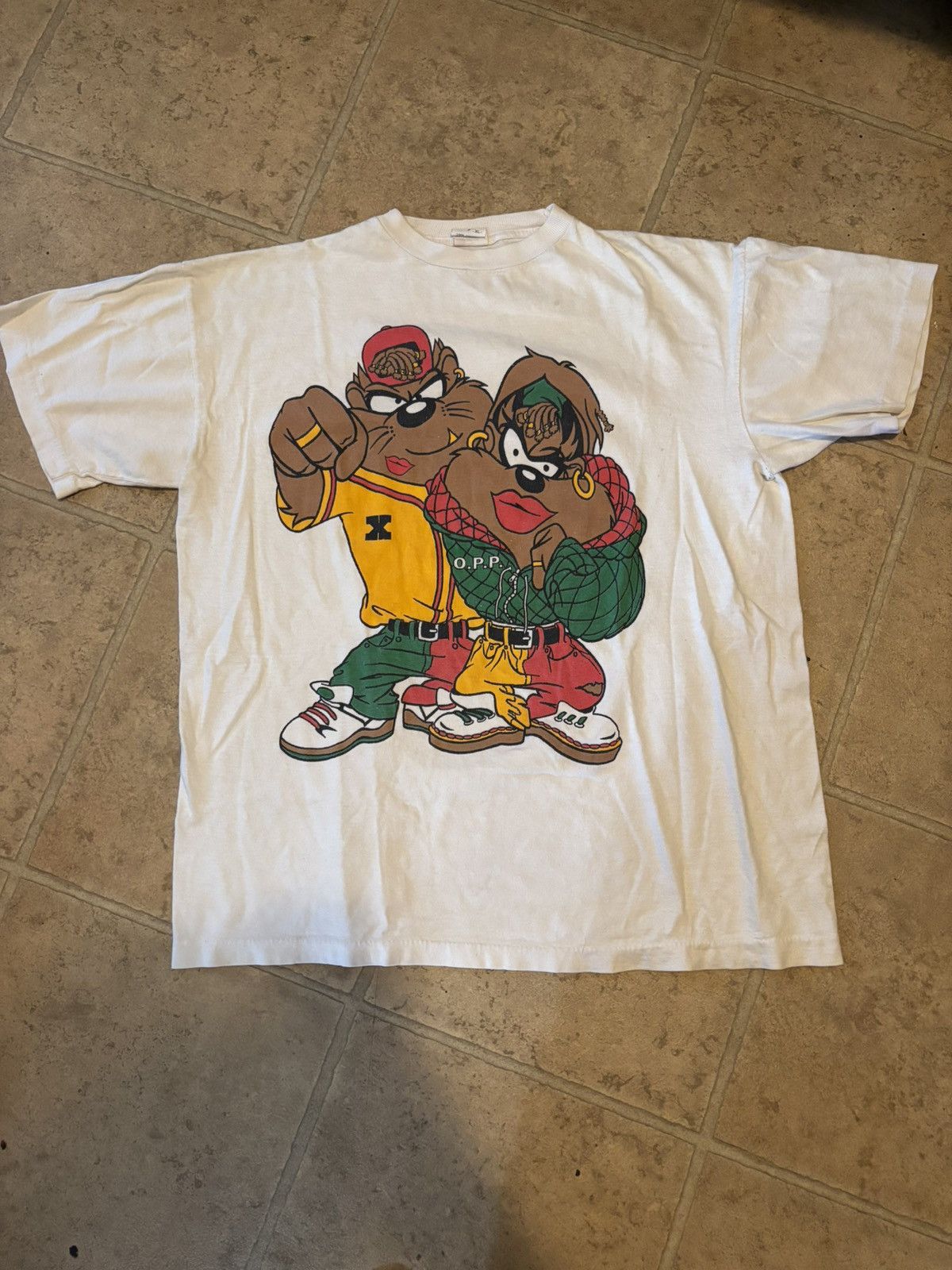 Vintage Vintage 90’s Looney Tunes Graphic T Shirt Size US XL / EU 56 / 4 - 1 Thumbnail