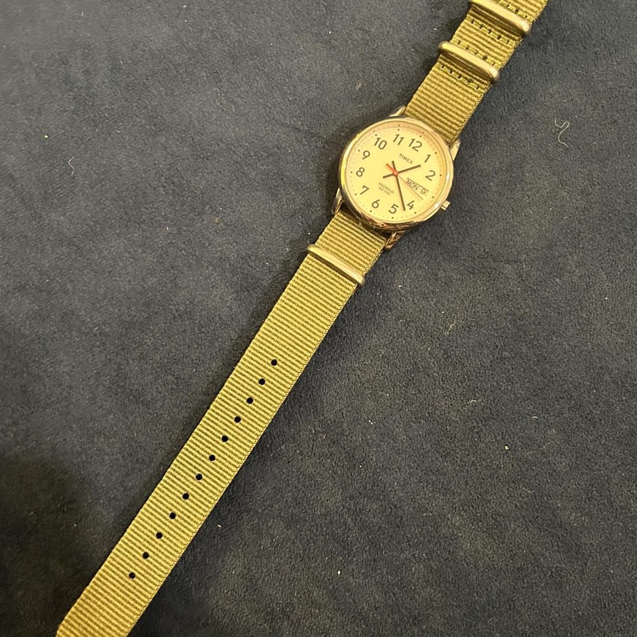 Timex Timex Indiglo Analog Watch Size 36 - 2 Thumbnail