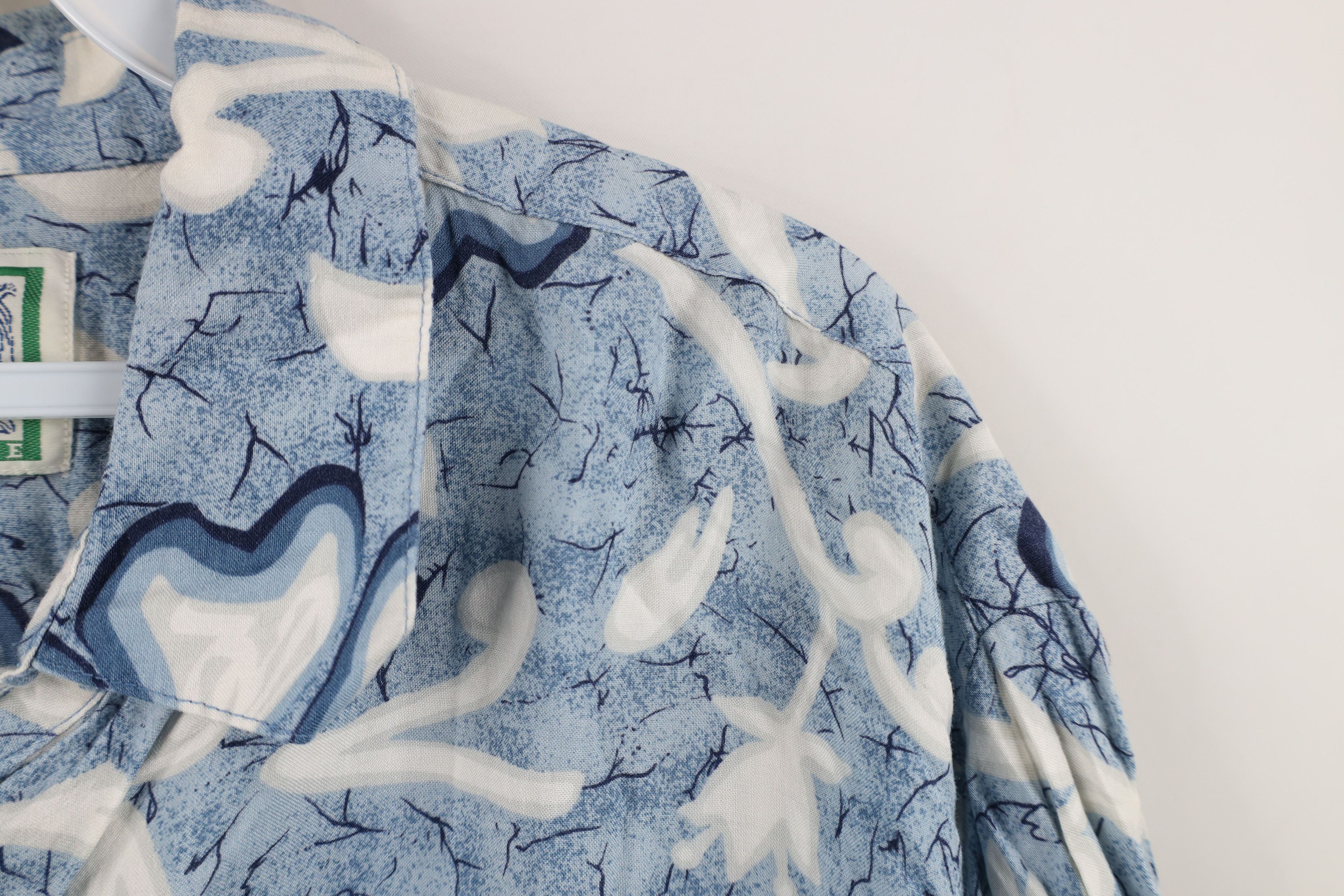 Vintage Vintage 90s Streetwear Flower Luau Hawaiian Button Shirt Size US XL / EU 56 / 4 - 5 Thumbnail