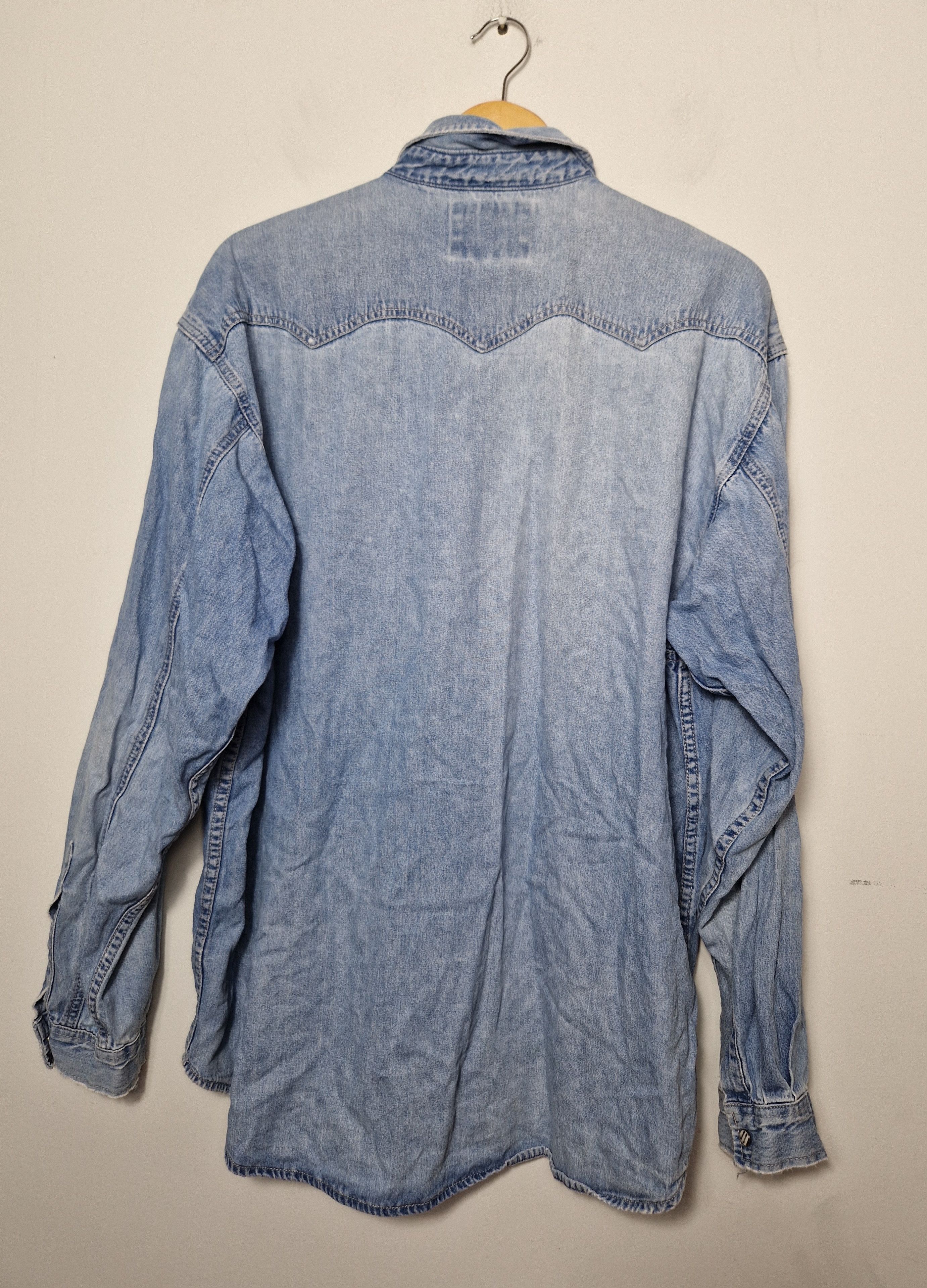 Levi's × Levi's Vintage Clothing × Vintage Levis Levi's vintage 90s denim shirt distressed Size US XL / EU 56 / 4 - 3 Thumbnail