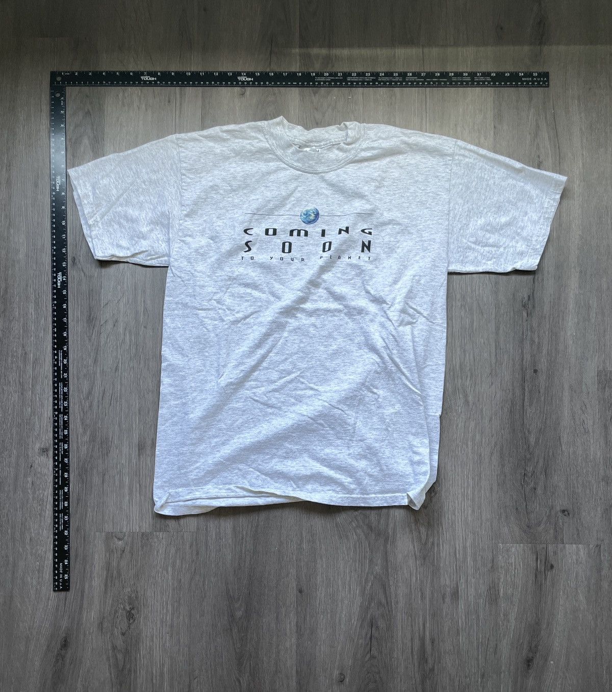 Gildan Y2K Gildan “Millennium Count Down ” Graphic T-shirt (Sz. L) Size US L / EU 52-54 / 3 - 3 Thumbnail
