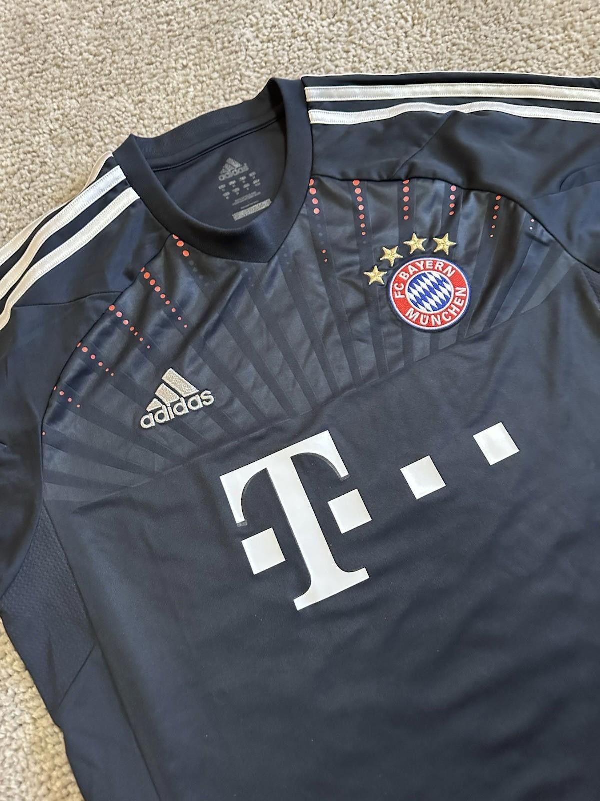 Adidas Bayern Munchen 2012/13 3RD Football Shirt Soccer Jersey Size US M / EU 48-50 / 2 - 4 Thumbnail
