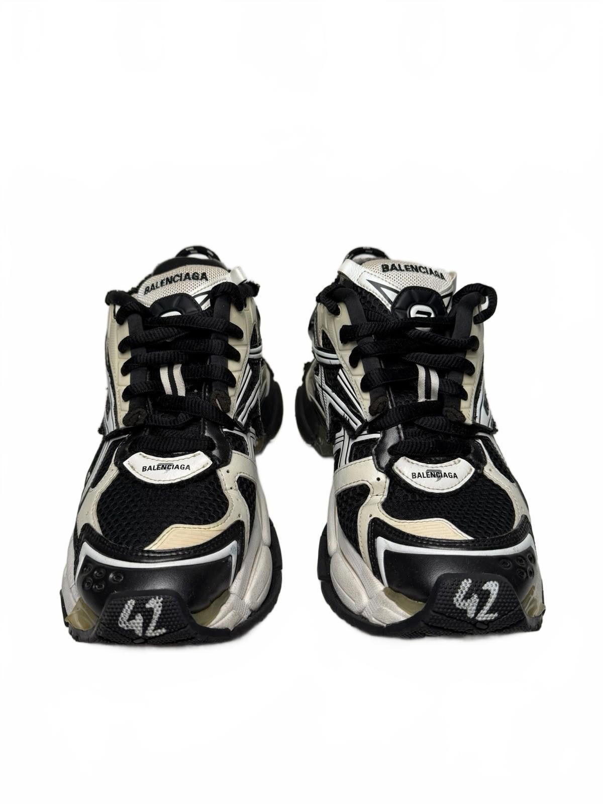 Balenciaga Balenciaga Runner Sneakers Distressed Men’s SZ 42 US 9 Size US 9 / EU 42 - 2 Thumbnail