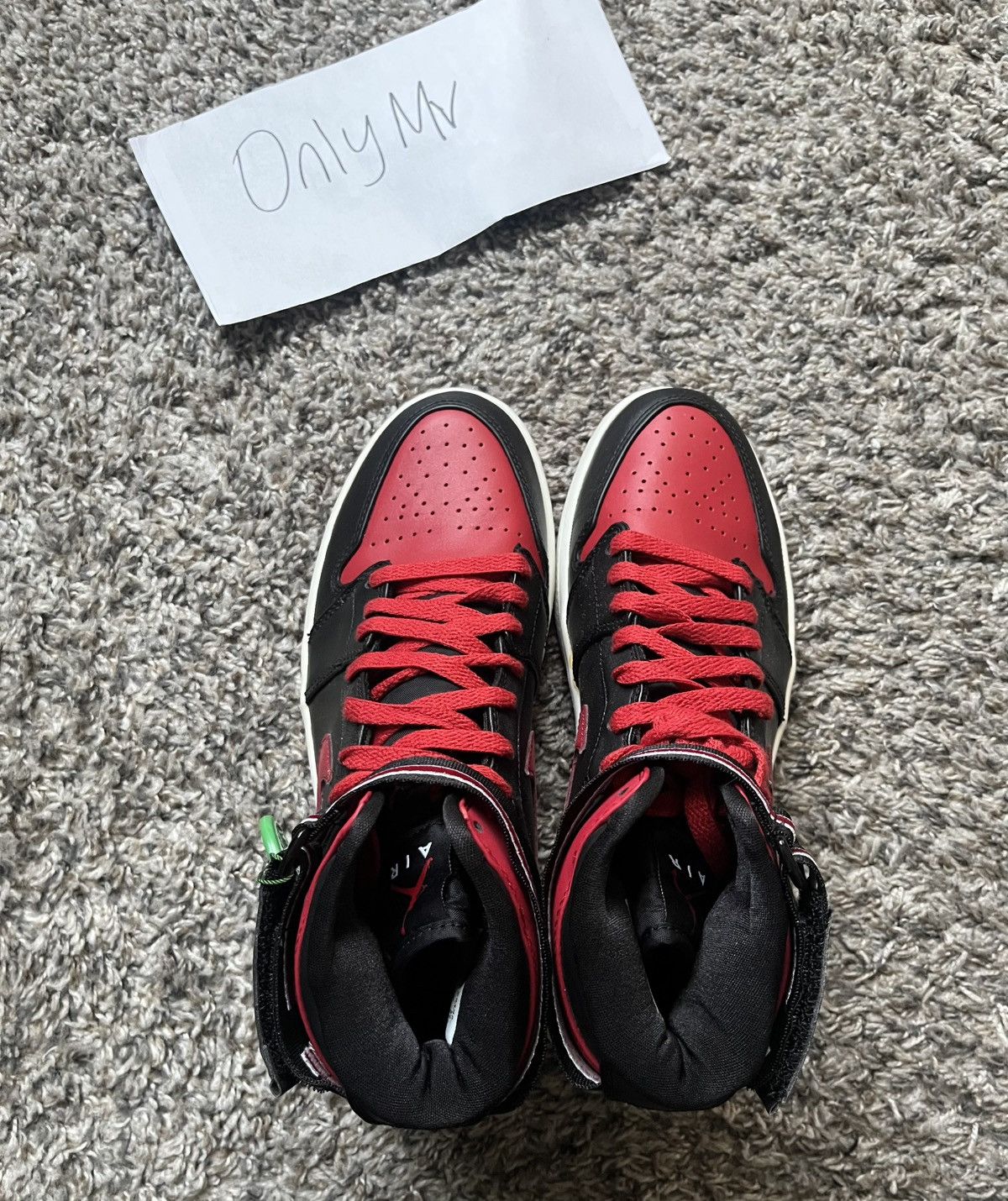 Jordan Brand Jordan Retro 1 Bred Strap Size US 9.5 / EU 42-43 - 6 Thumbnail