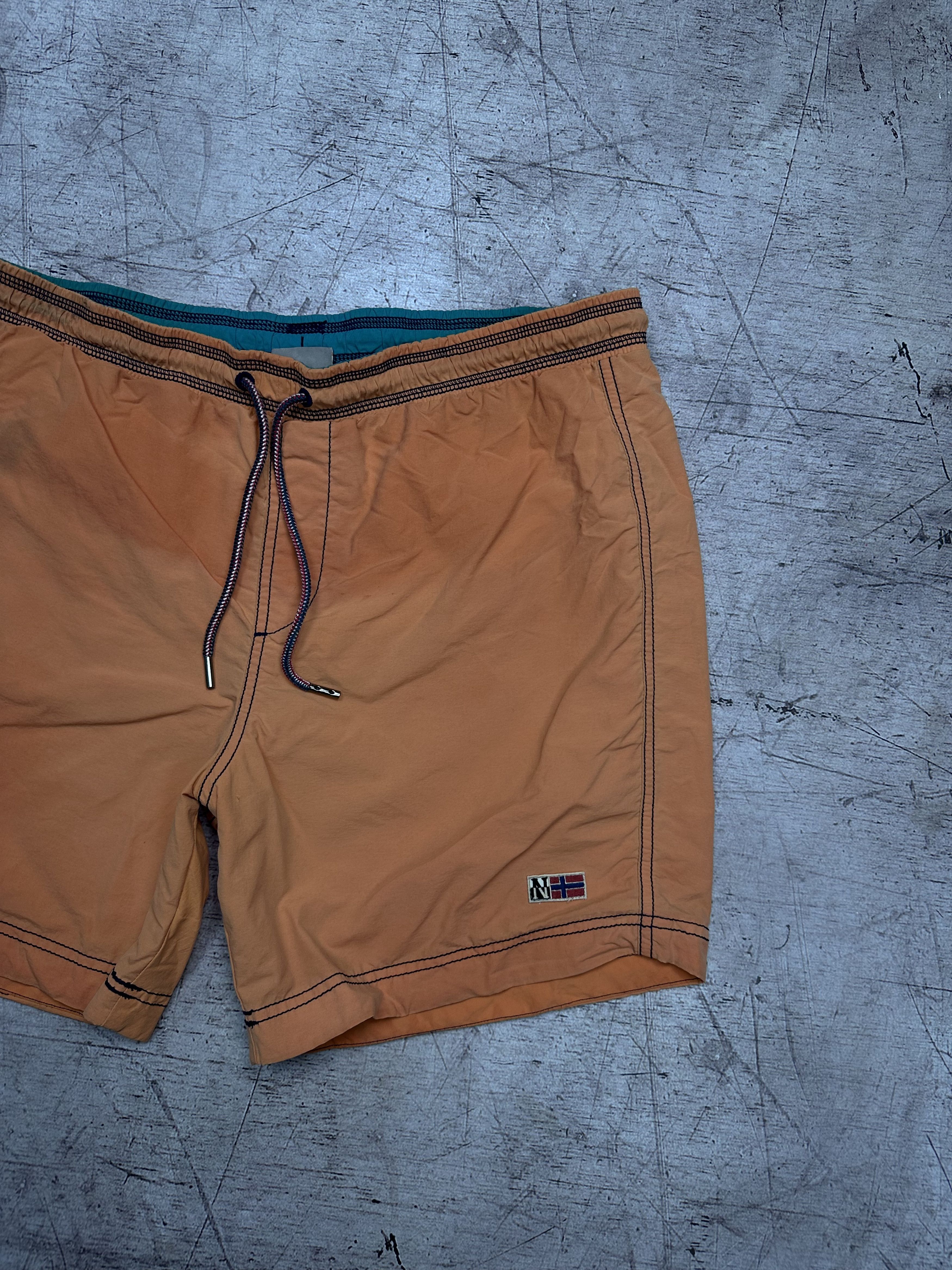 Napapijri Napapijri Vintage Mens Nylon Shorts Size US 38 / EU 54 - 2 Thumbnail