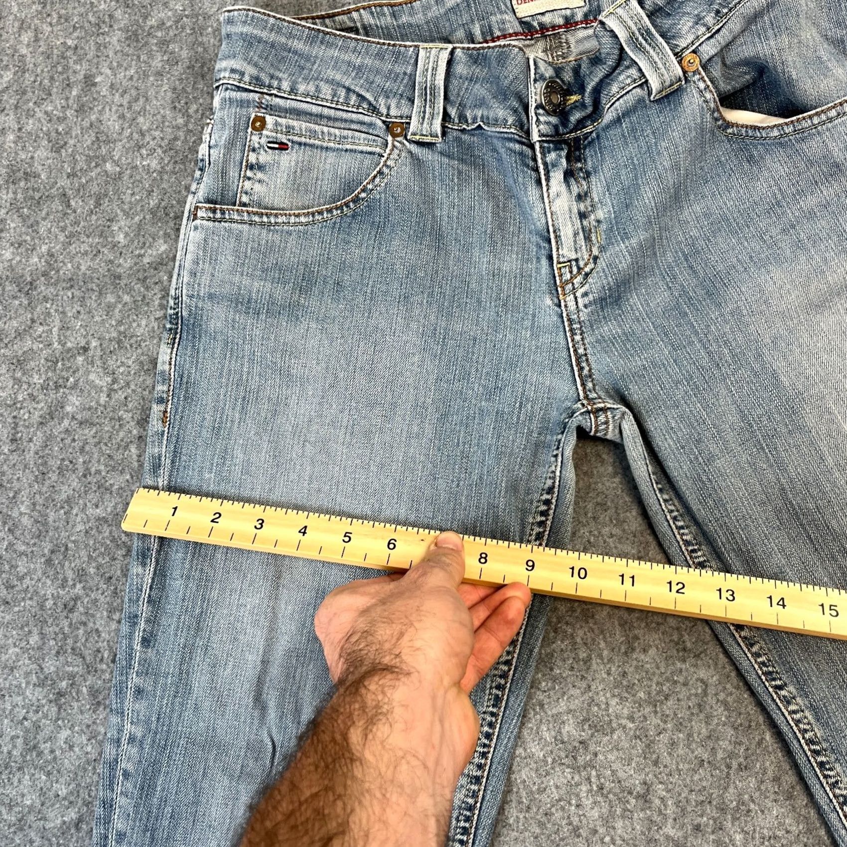 Tommy Hilfiger Tommy Hilfiger Sally Jeans Bootcut Womens 12 Light Wash Blue 32in Inseam 5-Pocket Denim Slim Straight Rise Mid Vintage No Size 34" / US 12 / IT 48 - 6 Thumbnail