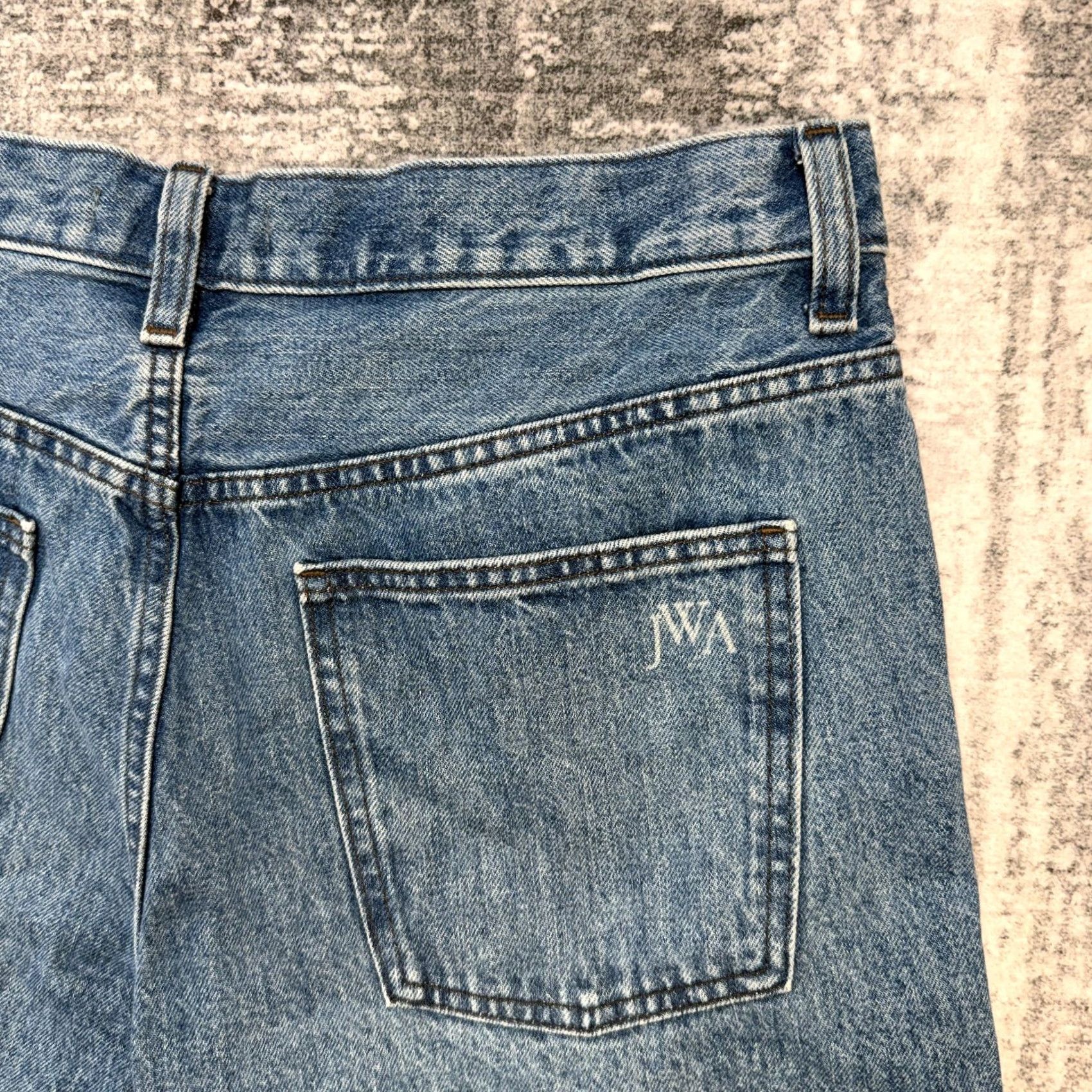 Uniqlo Uniqlo JW Anderson Jeans Womens Regular 33x23 Blue Denim Straight Relaxed 5-Pocket Design Mens Womens Boys Girls Size 24" / US 00 / IT 34 - 4 Thumbnail