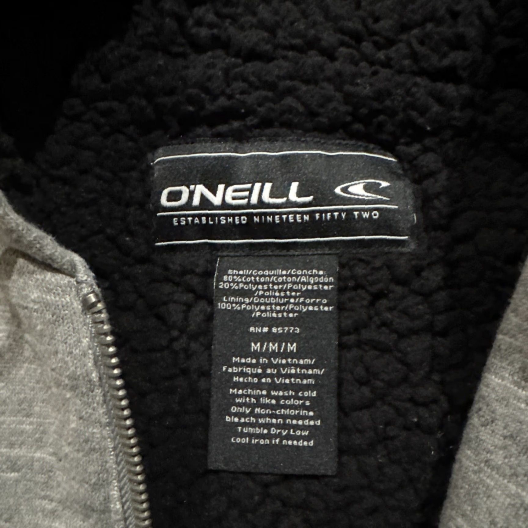 Vintage VINTAGE O’Neill Men Hoodie Long Sleeve Full Zip M Gray Furry Y2K Mens Size US M / EU 48-50 / 2 - 4 Thumbnail