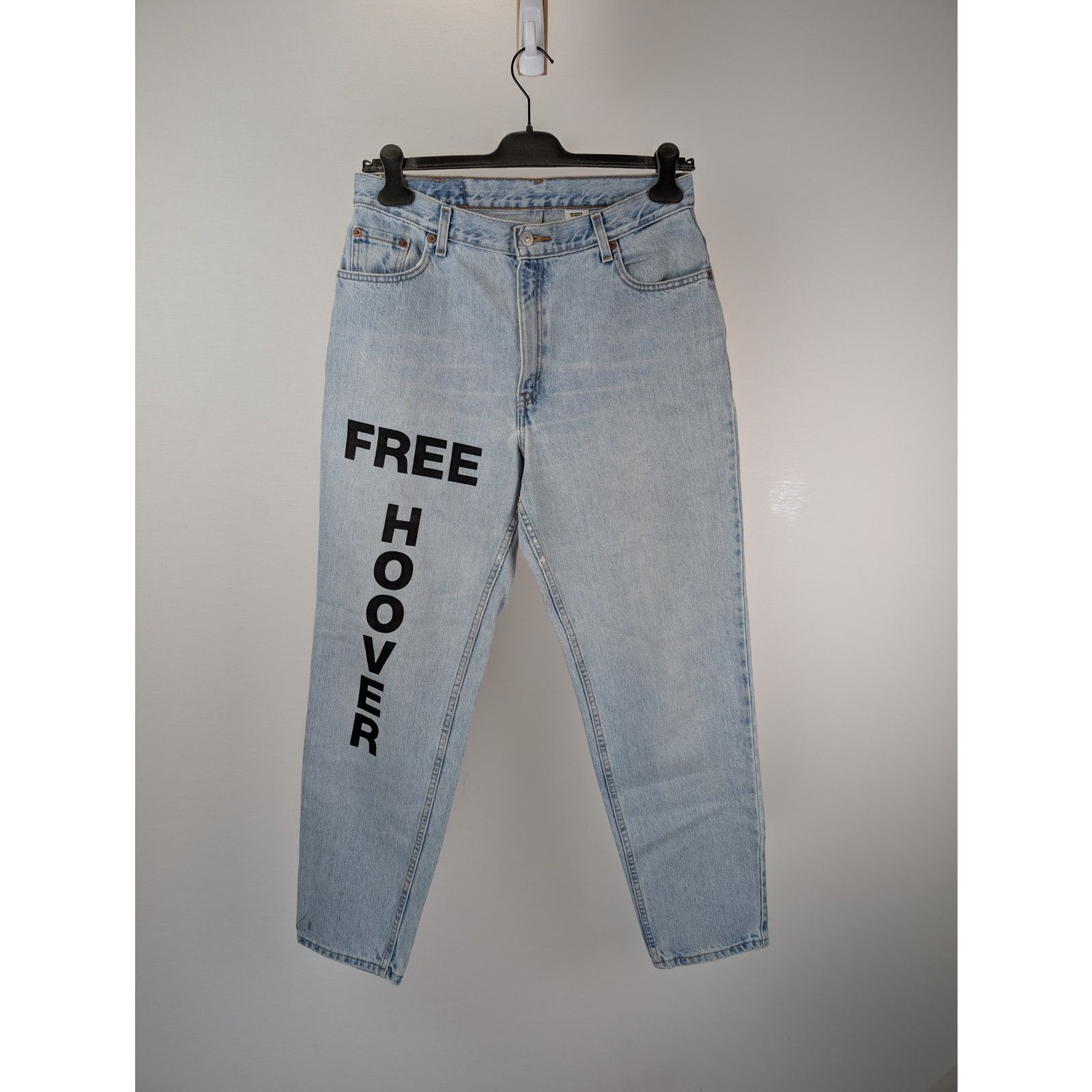 o1rshd1 Free Hoover Relaxed Fit Tapered Leg Denim Jeans