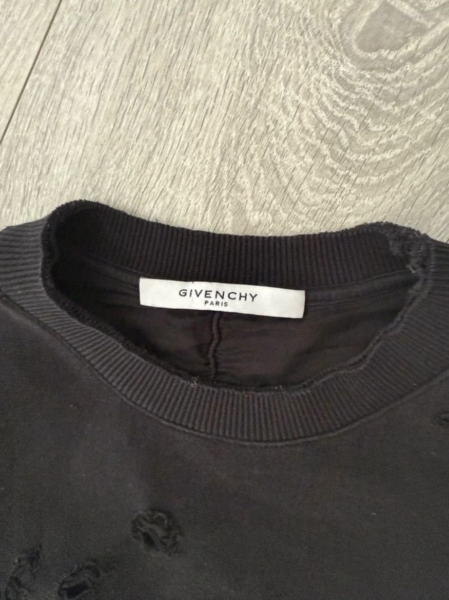 Givenchy Givenchy distressed sweatshirt Size M / US 6-8 / IT 42-44 - 4 Thumbnail