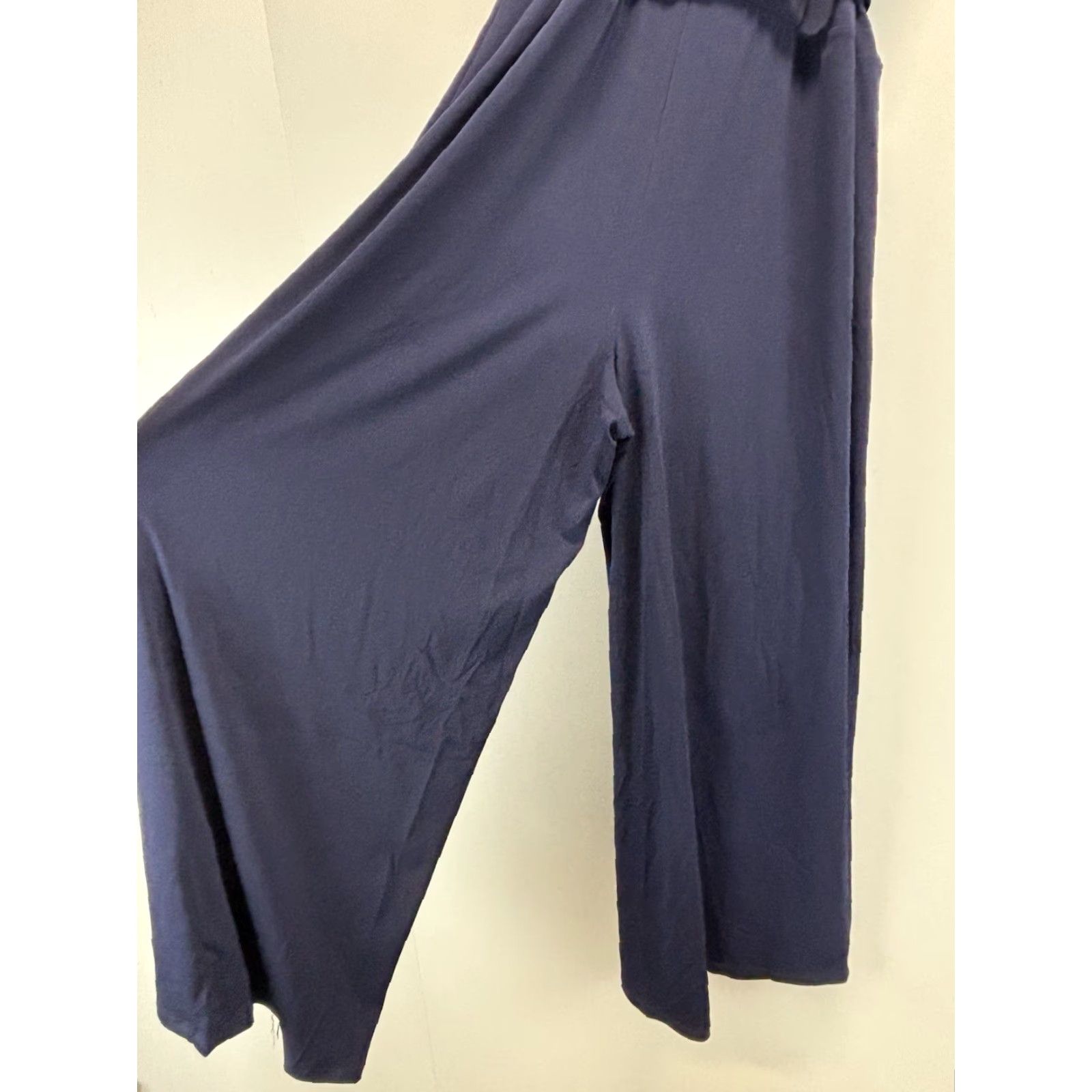 Ralph Lauren Lauren Ralph Lauren Knit Jumpsuit Women’s 2X Plus Navy Wide-Leg Tie Belt Stretch, One-Piece, Belt, Solid, Classic Size 40" / US 18 - 4 Thumbnail