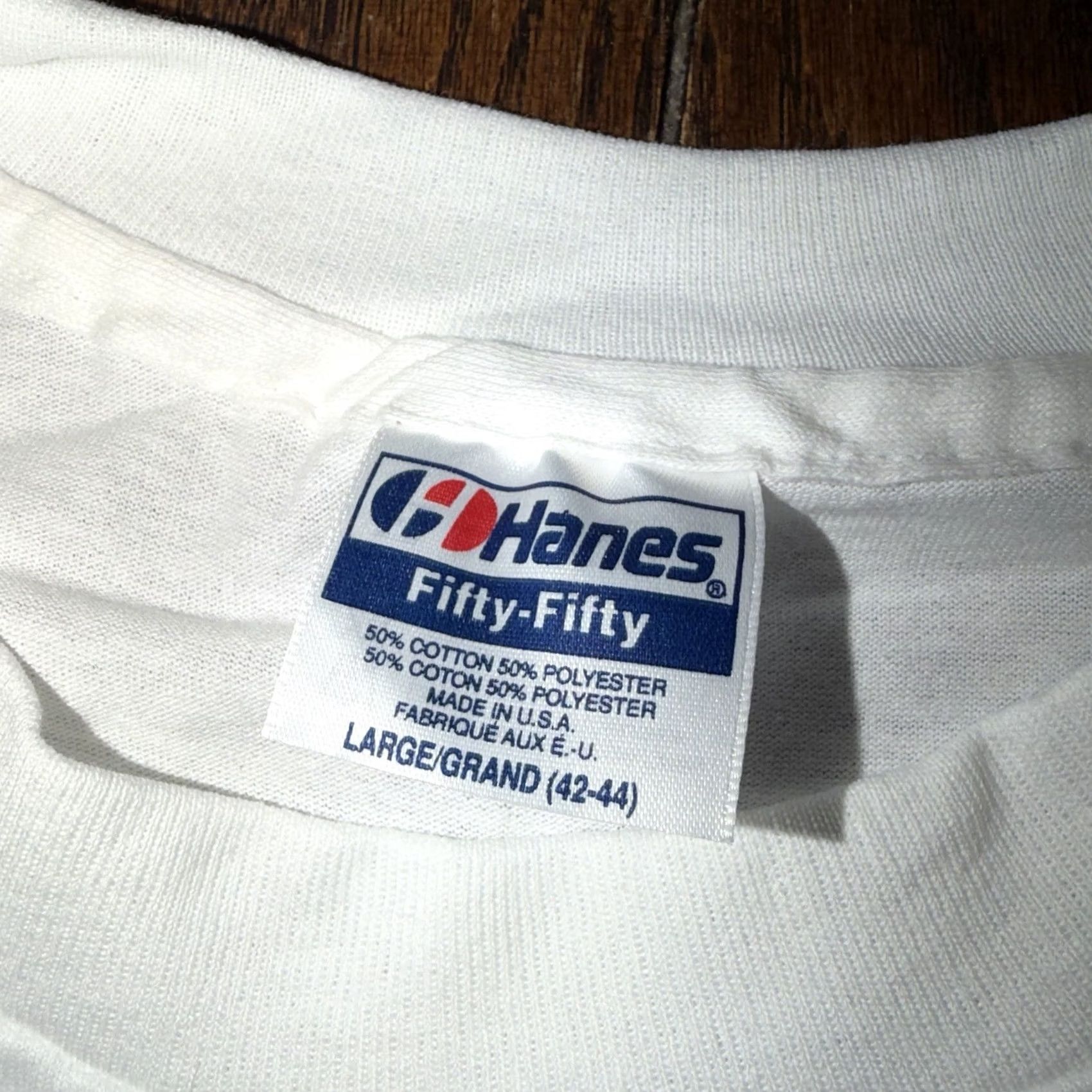 Hanes VINTAGE Hanes White T-Shirt Sailboat Graphic Print 1990s 80s Beach Unisex Adults L Size US L / EU 52-54 / 3 - 4 Thumbnail