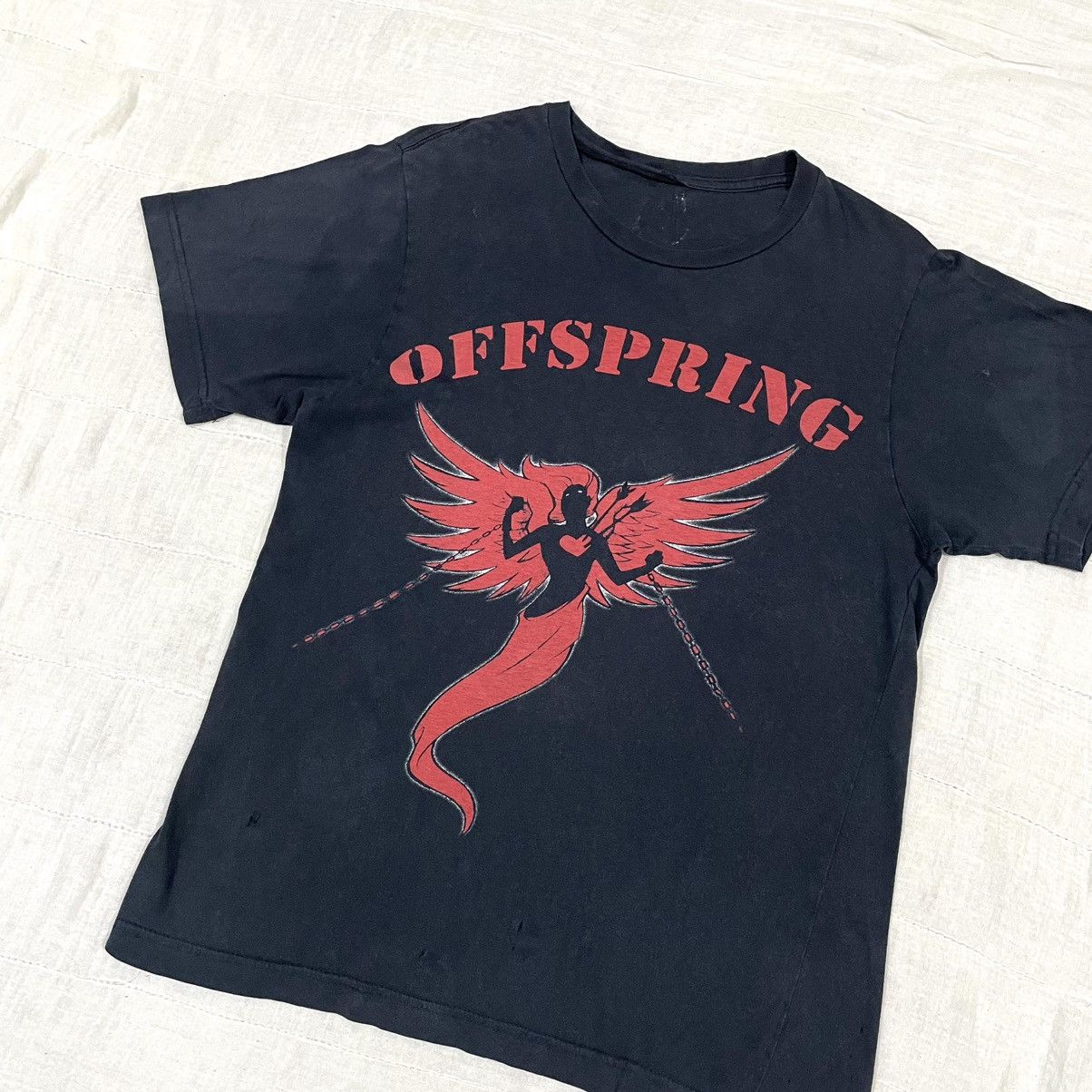 Band Tees Vintage 2010 Thrashed Faded The Offspring Band Rare T Shirt Size US S / EU 44-46 / 1 - 1 Thumbnail