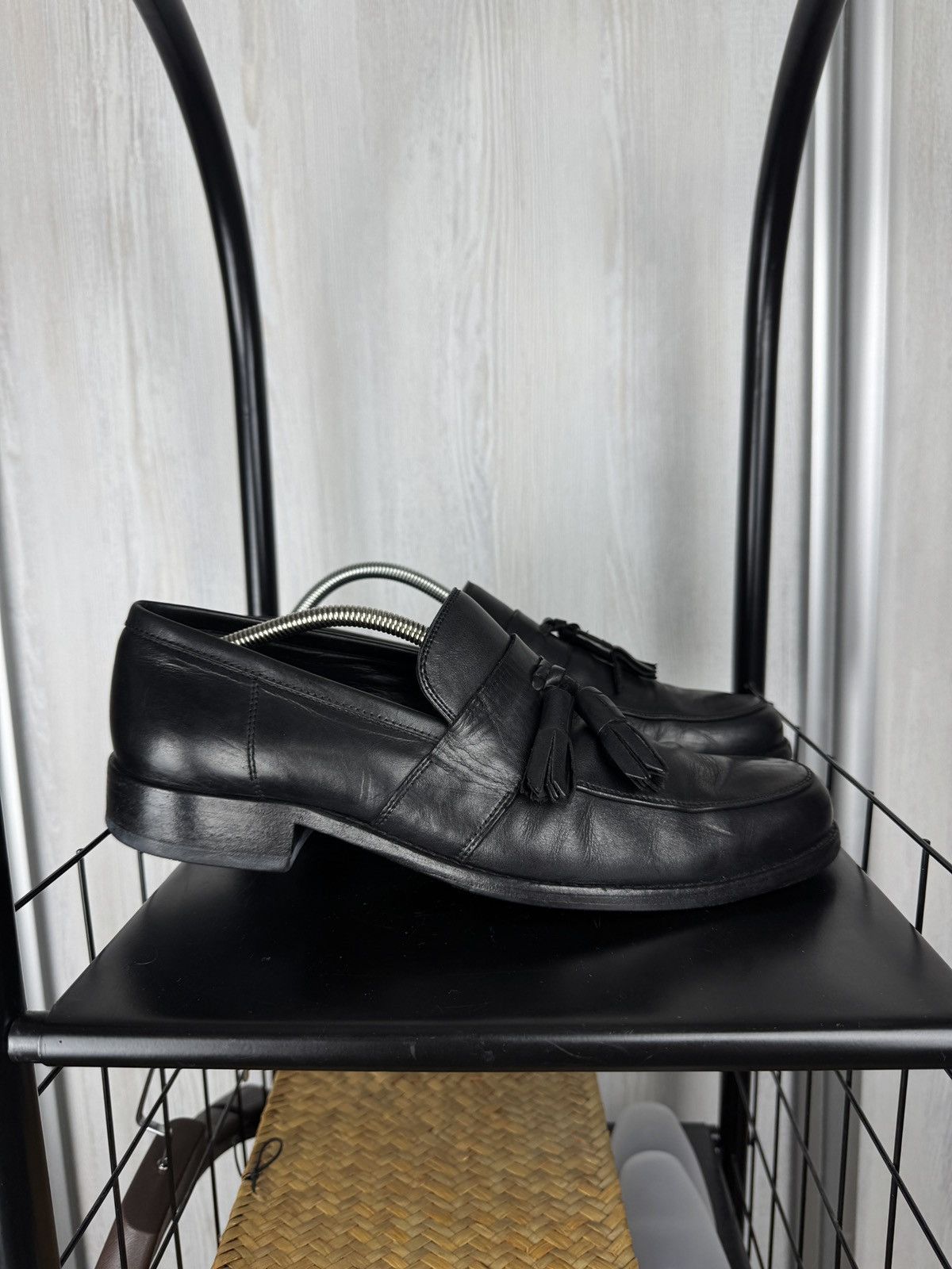 Bally Bally made in Switzerland black TASSEL-DRESS leather loafers Size US 10 / EU 43 - 1 Thumbnail