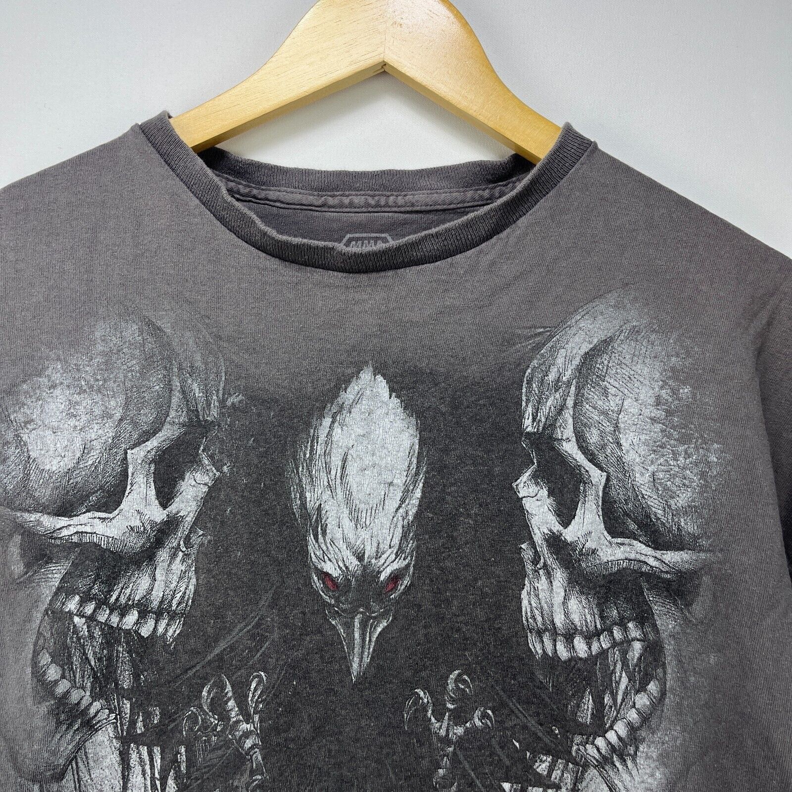 Vintage Vintage Y2K MMA Elite Skull Alien Faded T Shirt XL Size US XL / EU 56 / 4 - 3 Thumbnail