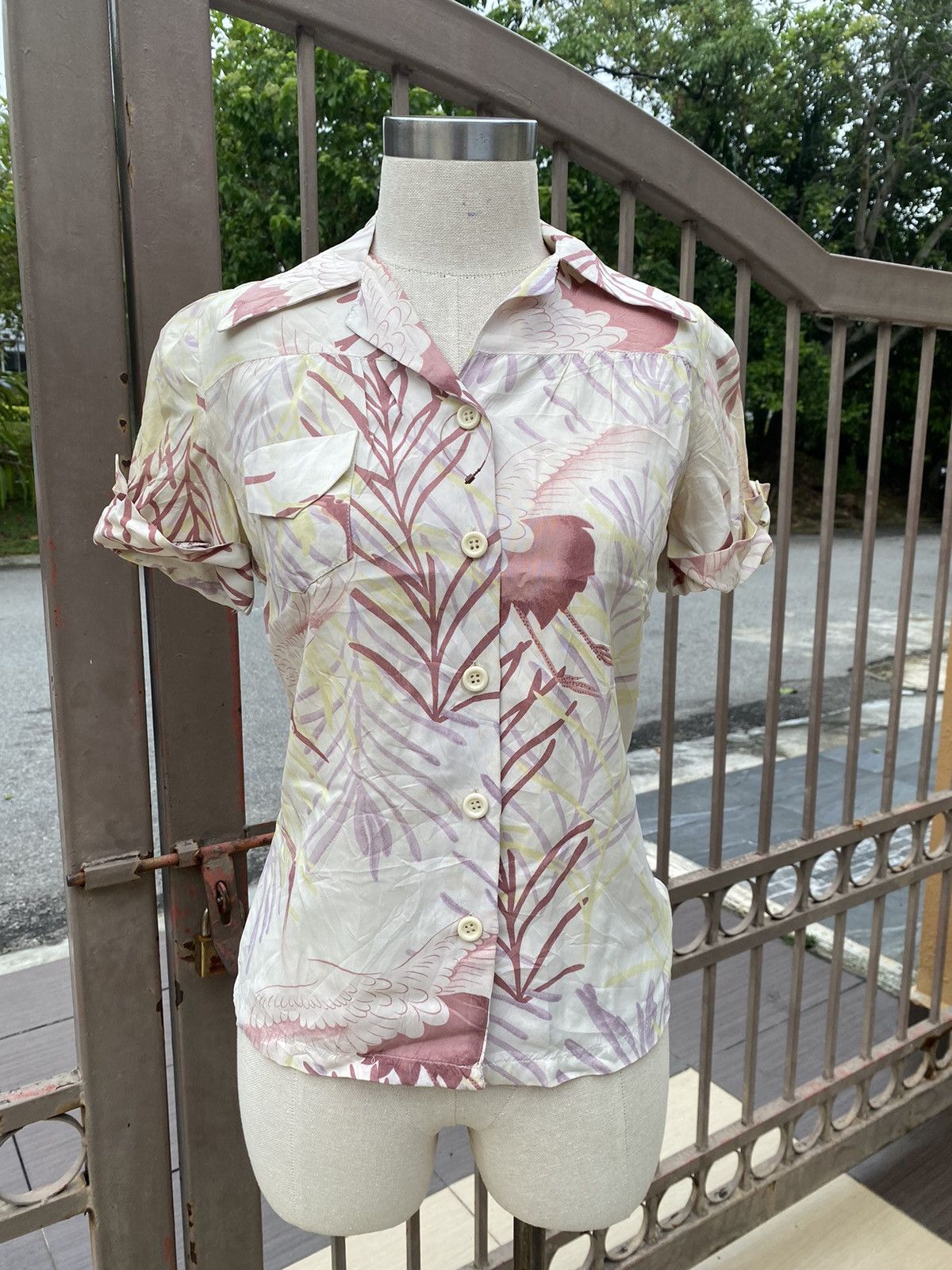 vintage hawaiian shirt