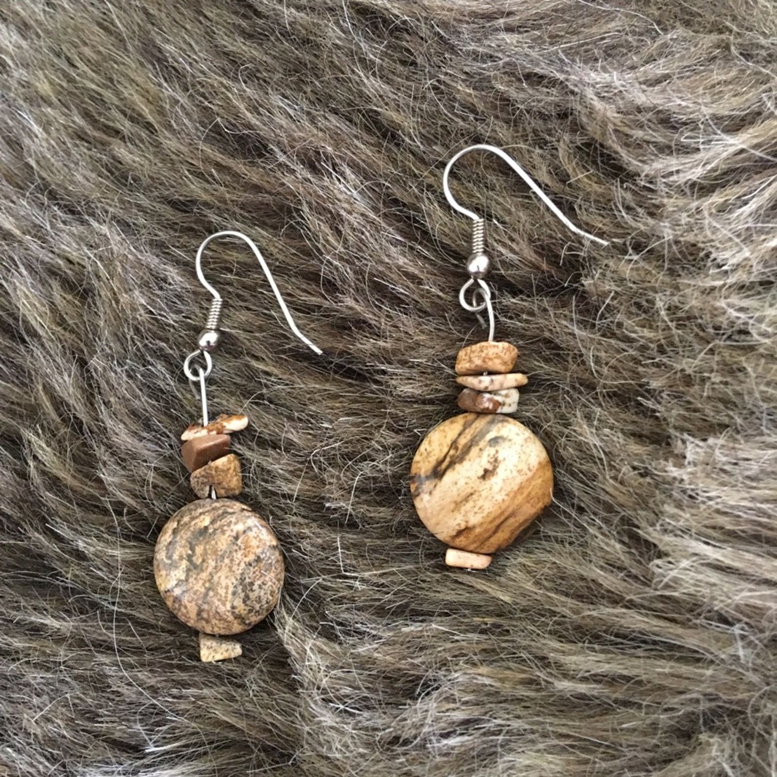 Jewelry Natural tone marble fish hook dangle earrings Size ONE SIZE - 2 Thumbnail