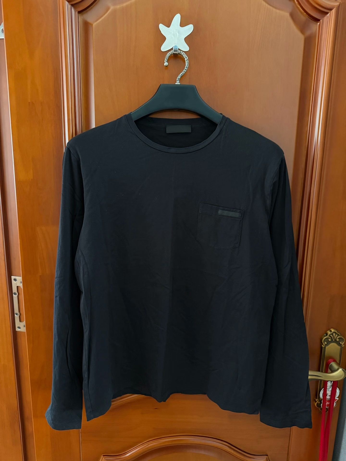 Prada Prada Retro Black T-Shirt L Men Size US L / EU 52-54 / 3 - 1 Thumbnail
