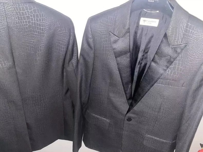 Saint Laurent Paris Saint Laurent Paris Saint Laurent Crocodile Pattern Smokin Size US M / EU 48-50 / 2 - 2 Thumbnail