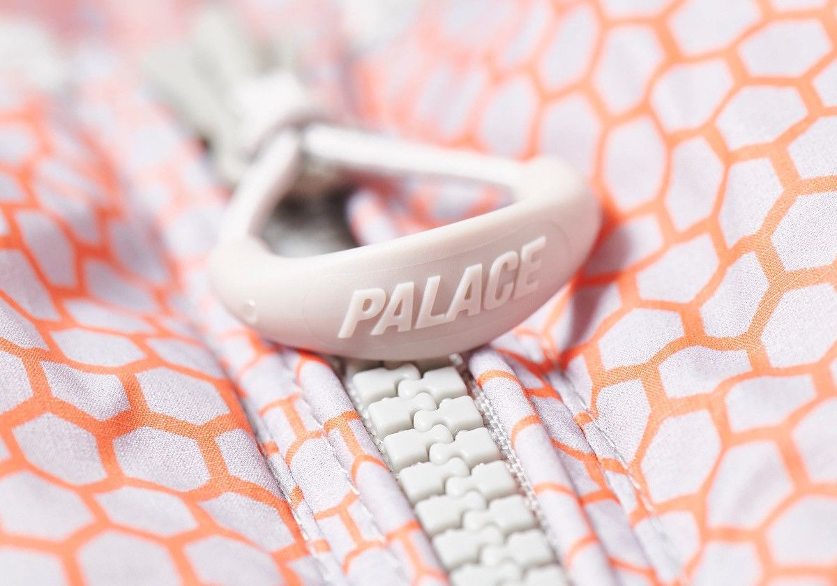 Palace Palace Hexagon Pertex Quilted Jacket in Grey Size medium Size US M / EU 48-50 / 2 - 5 Thumbnail