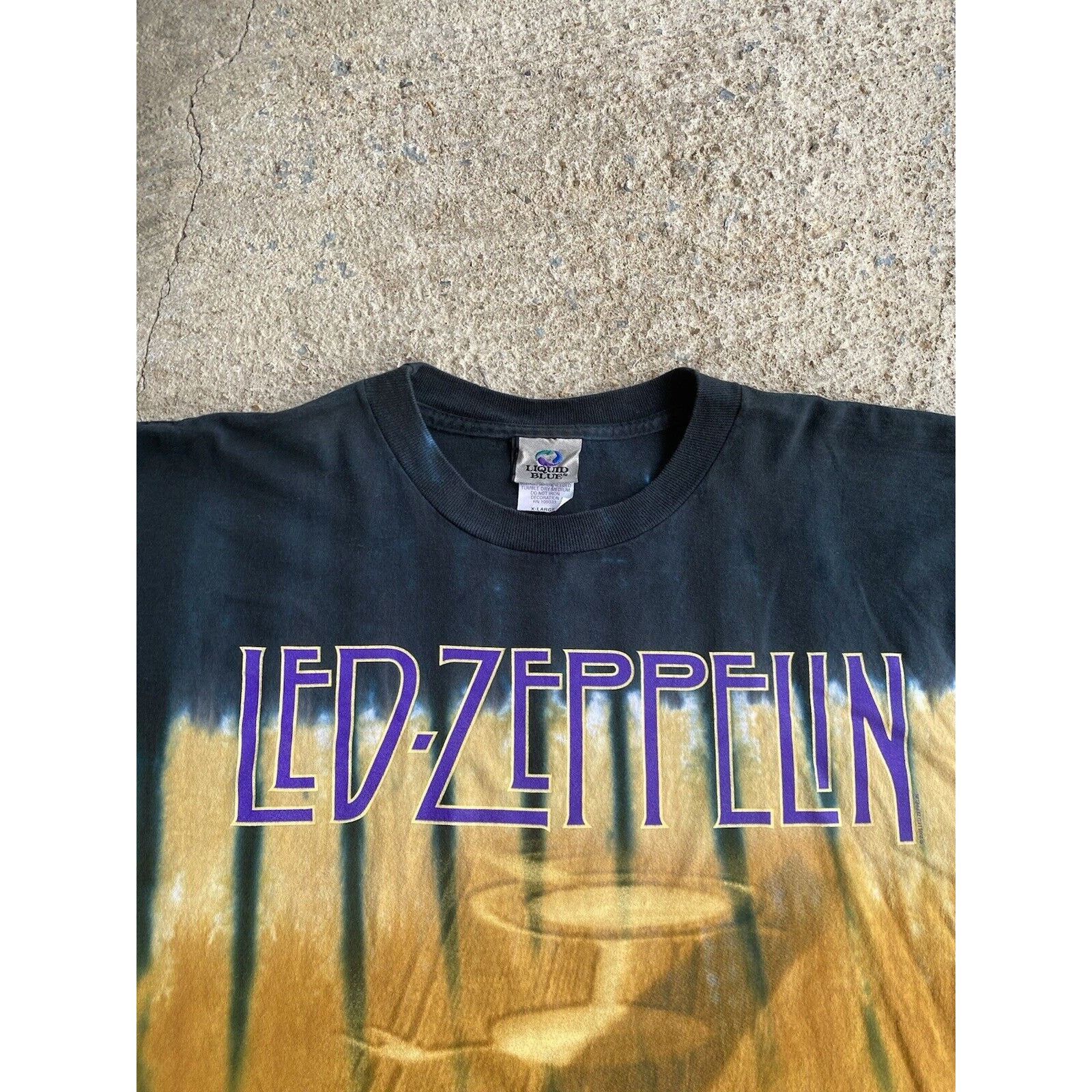 Liquid Blue Vintage Y2K Led Zeppelin Liquid Blue Crop Circle Shirt 2005 Size US XL / EU 56 / 4 - 5 Thumbnail
