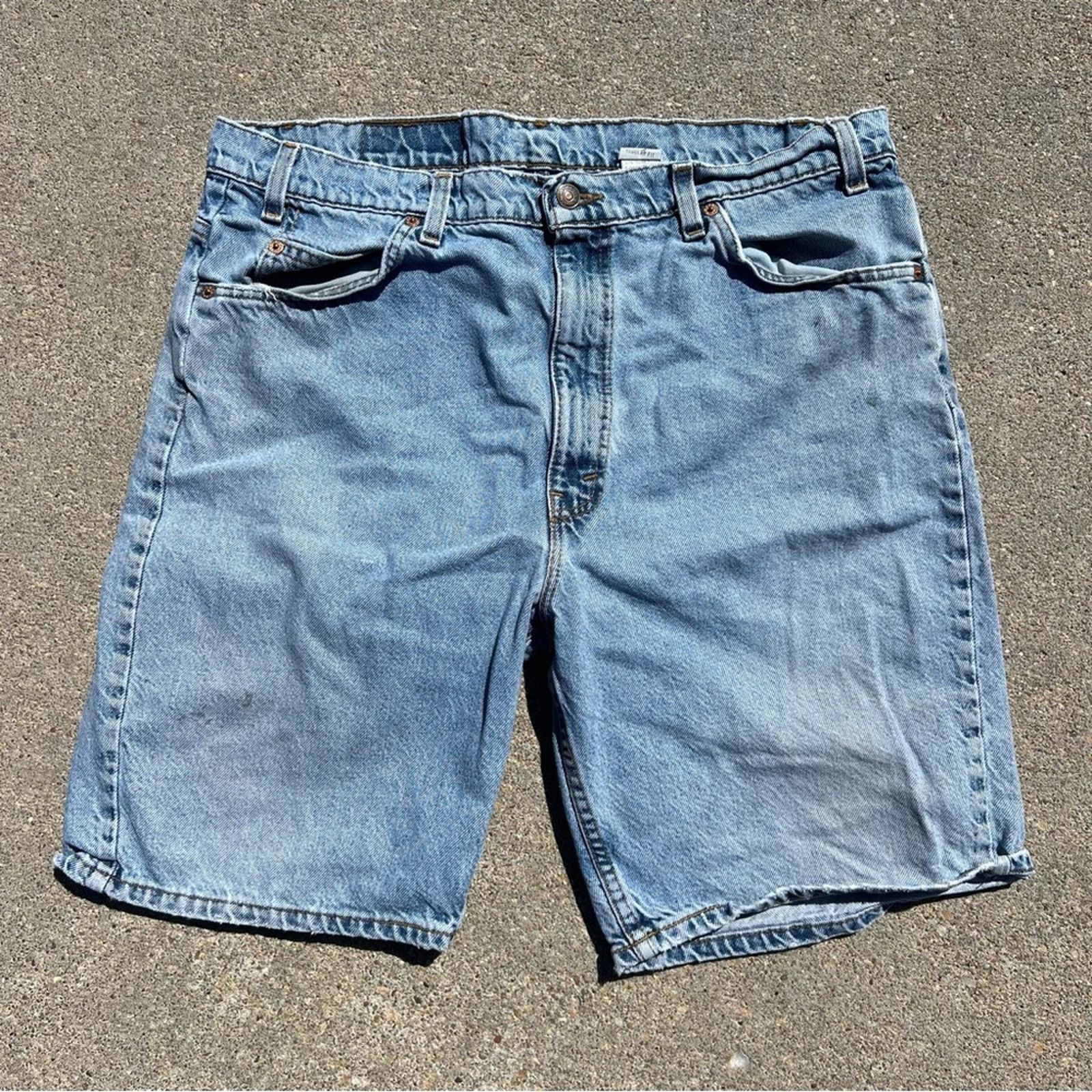 Levi's Vintage Levi’s 505 Regular Fit Jean Shorts SIze 40 Size US 40 / EU 56 - 2 Thumbnail