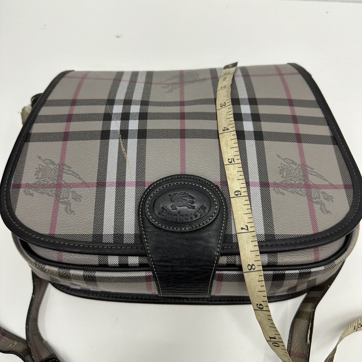 Burberry AUTHENTIC VINTAGE BURBERRYS NOVA CHECK GREY SHOULDER BAG Size ONE SIZE - 18 Thumbnail