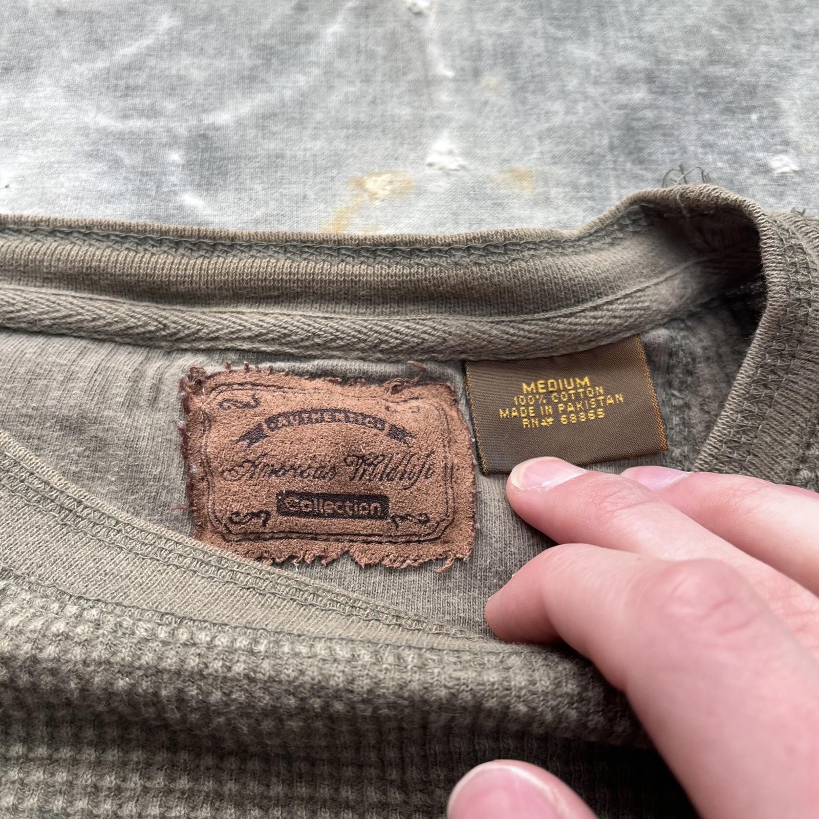 Vintage Vintage Y2K Olive Green Bald Eagle Nature Thermal Shirt Size US M / EU 48-50 / 2 - 3 Thumbnail