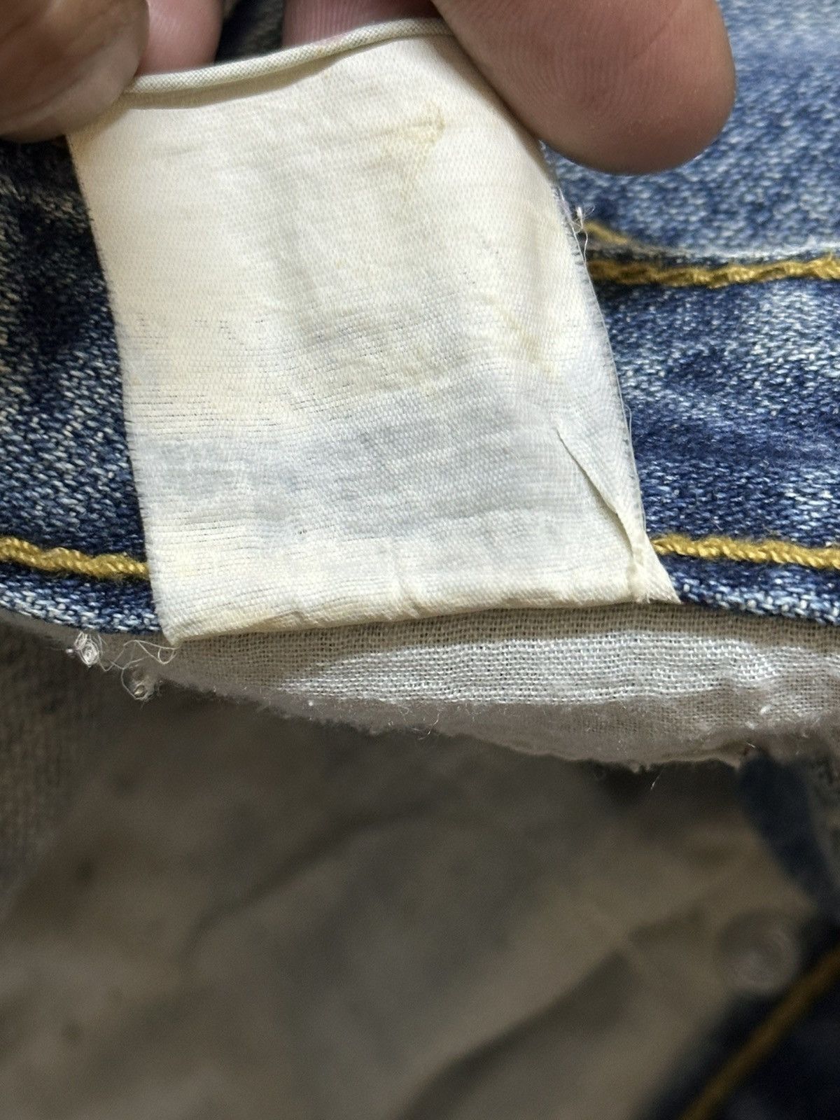 Japanese Brand Vintage Japanese Brand Blue Faded Wash Whiskers Style Jeans Size US 34 / EU 50 - 11 Thumbnail