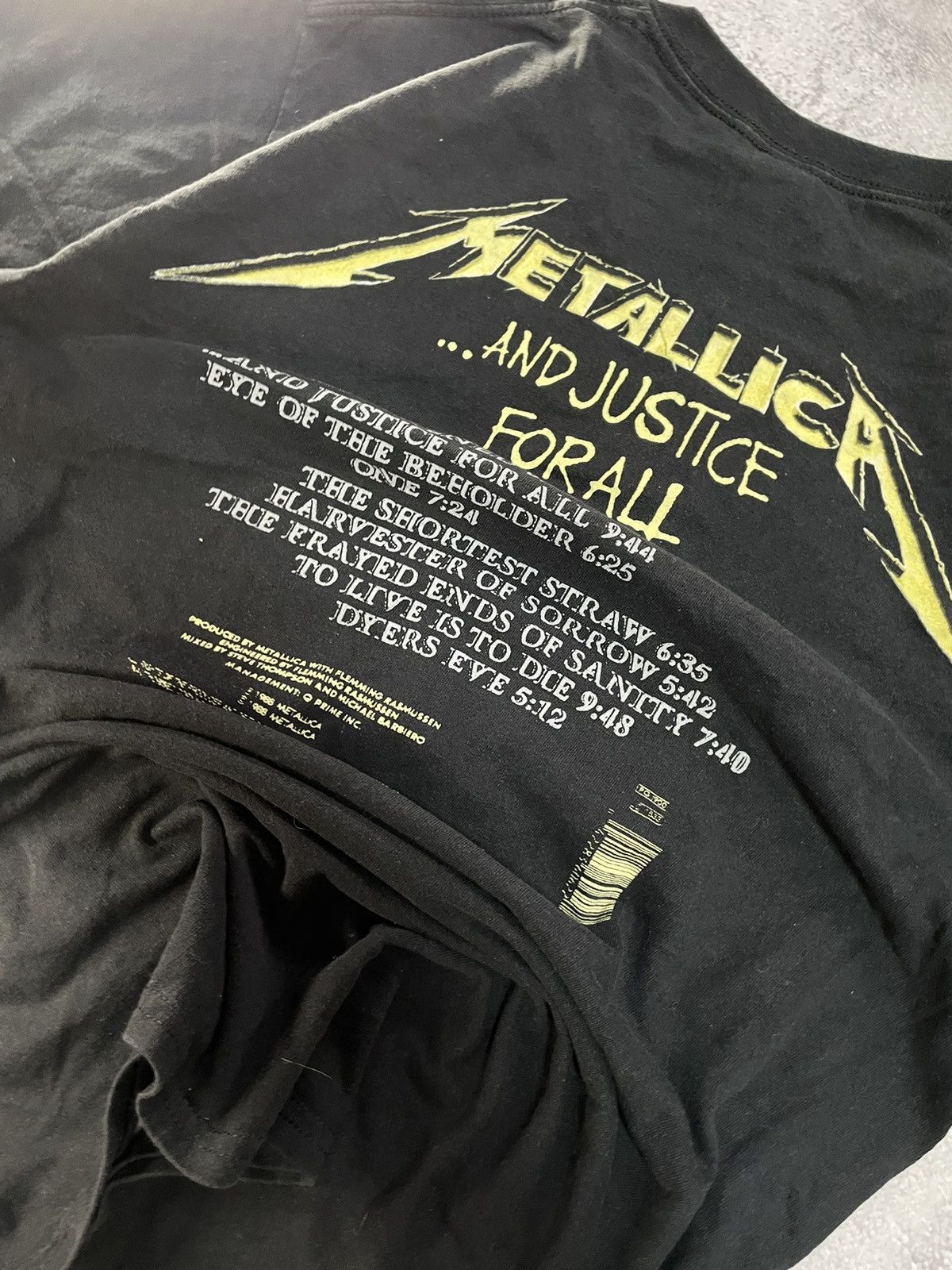 Band Tees Vtg Metallica …And Justice for All Pushead Graphic Tee Size US M / EU 48-50 / 2 - 11 Thumbnail