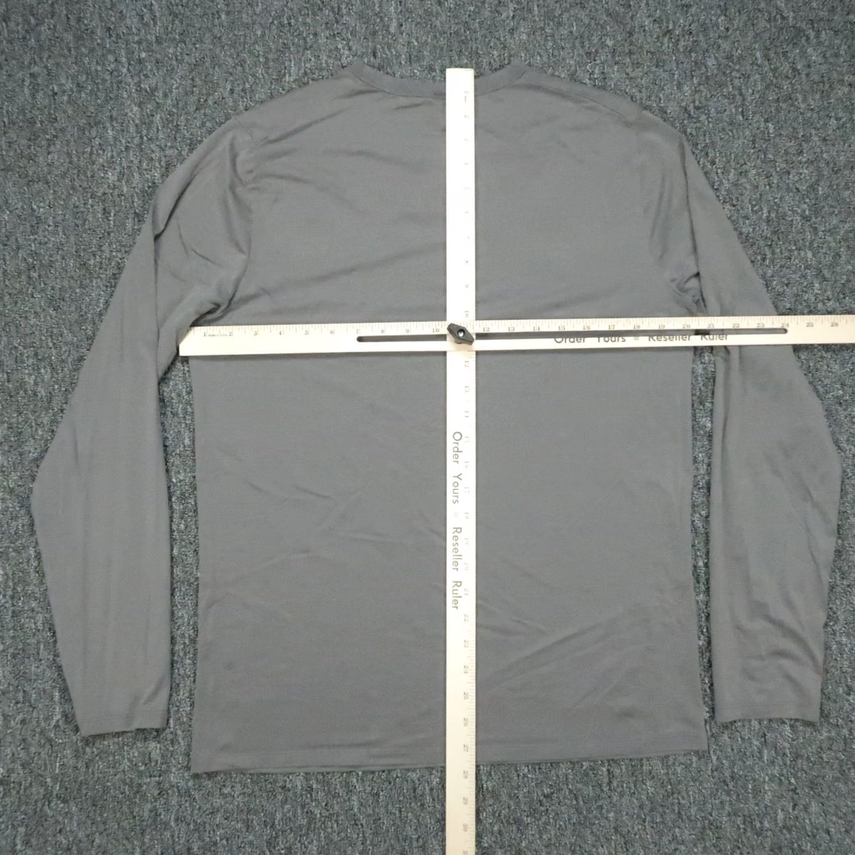 Lululemon Lululemon Shirt Mens Medium Gray Long Sleeve Tee Crew Performance Athletic Size US M / EU 48-50 / 2 - 4 Thumbnail