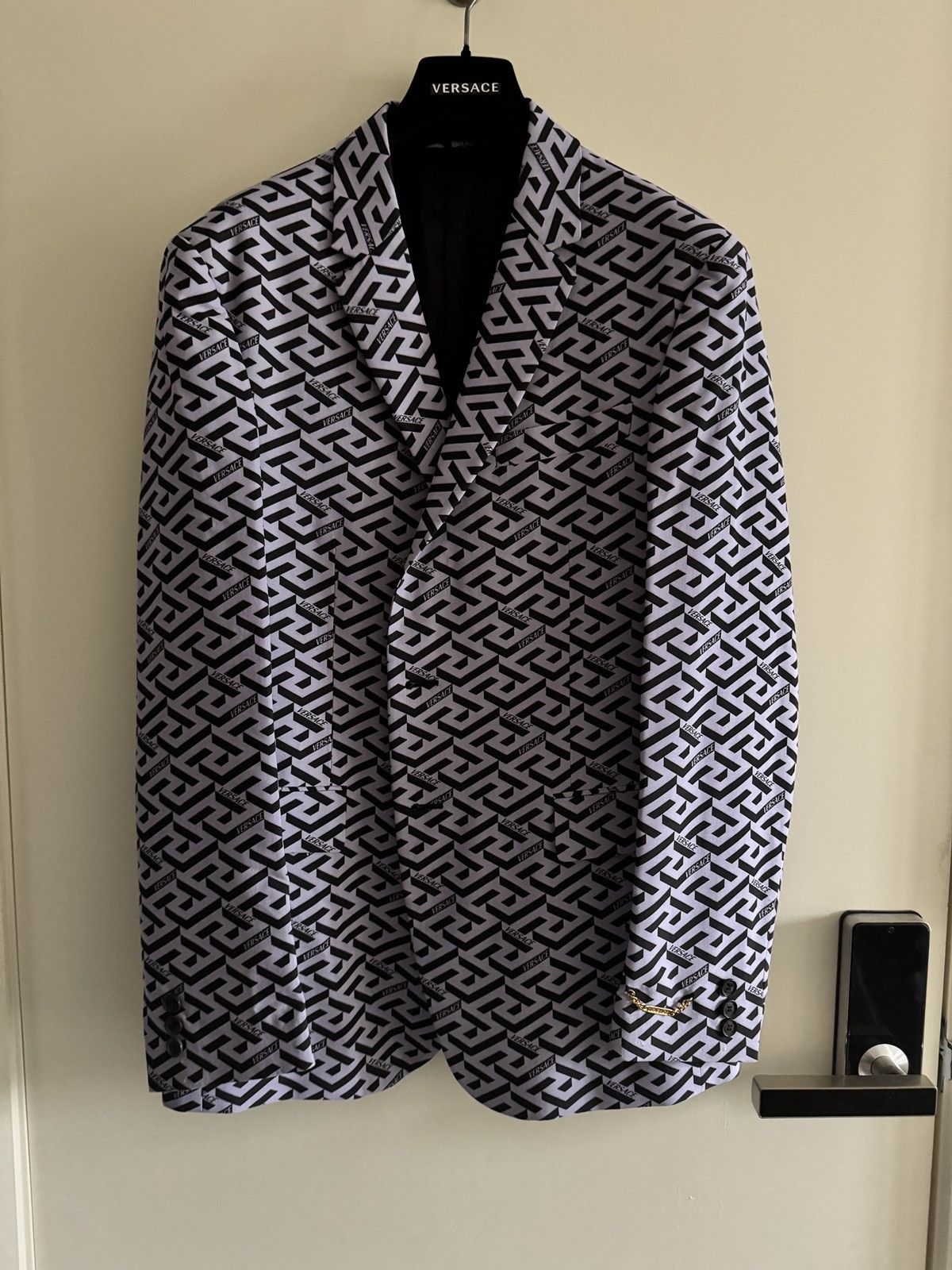 Versace Monogram Greca Jacquard Wool Suit – Blazer 50 + Pants 48 Size 40R - 8 Thumbnail