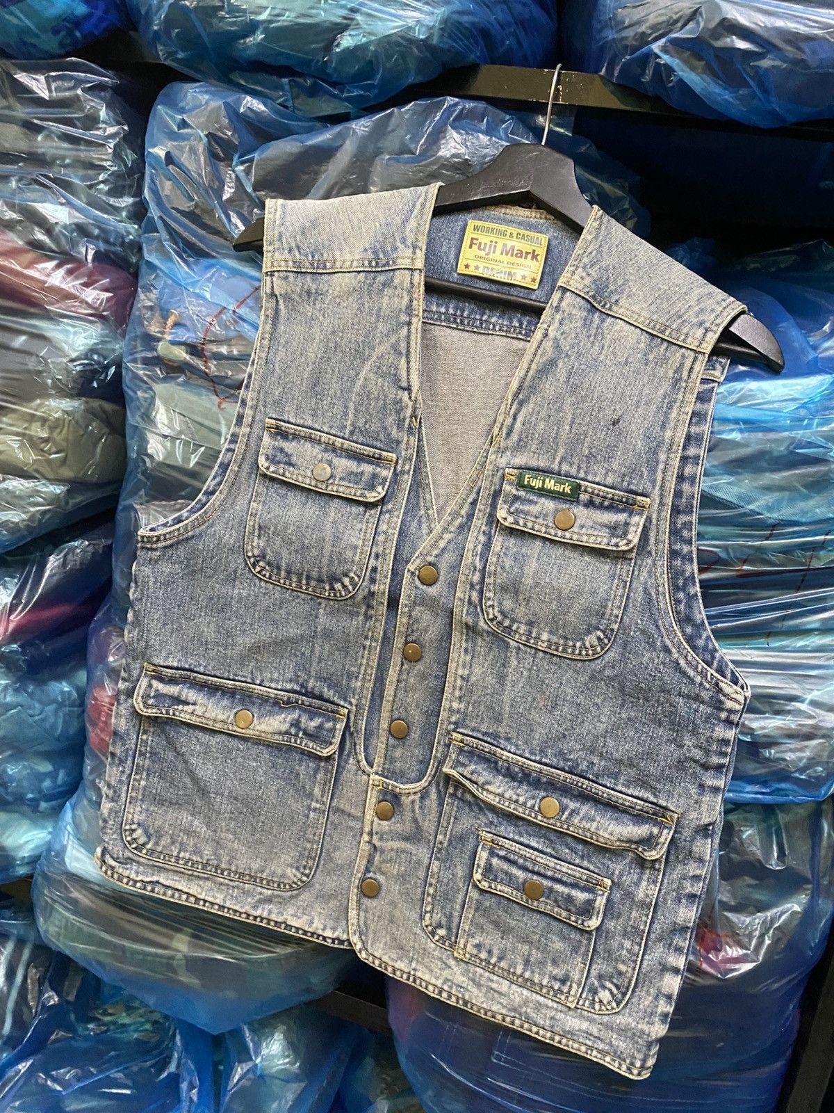 Japanese Brand Vintage Fuji Mark Denim Utility Vest Working & Casual Style Size US M / EU 48-50 / 2 - 2 Thumbnail
