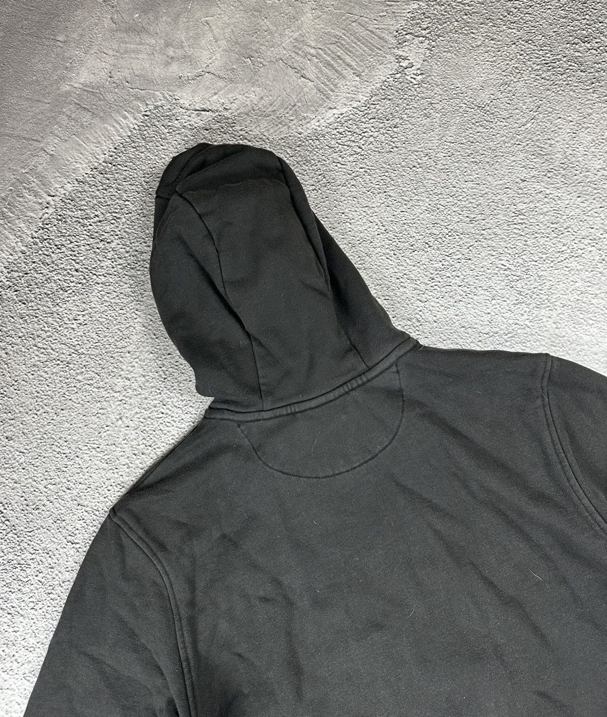 Lacoste Vintage Lacoste Hoodie Faded Y2K Boxed Logo SK8 Size US L / EU 52-54 / 3 - 10 Thumbnail