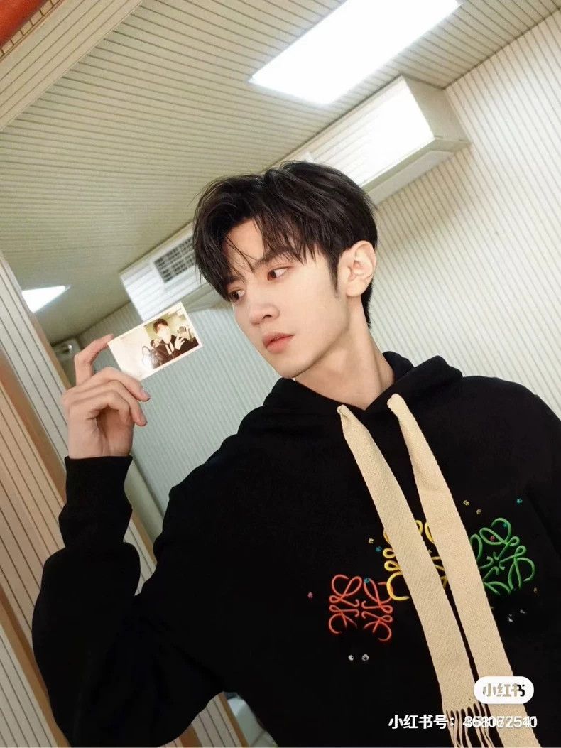Loewe LOEWE Spirited Away co-branded hoodie, embroidered with bl Size US L / EU 52-54 / 3 - 8 Thumbnail